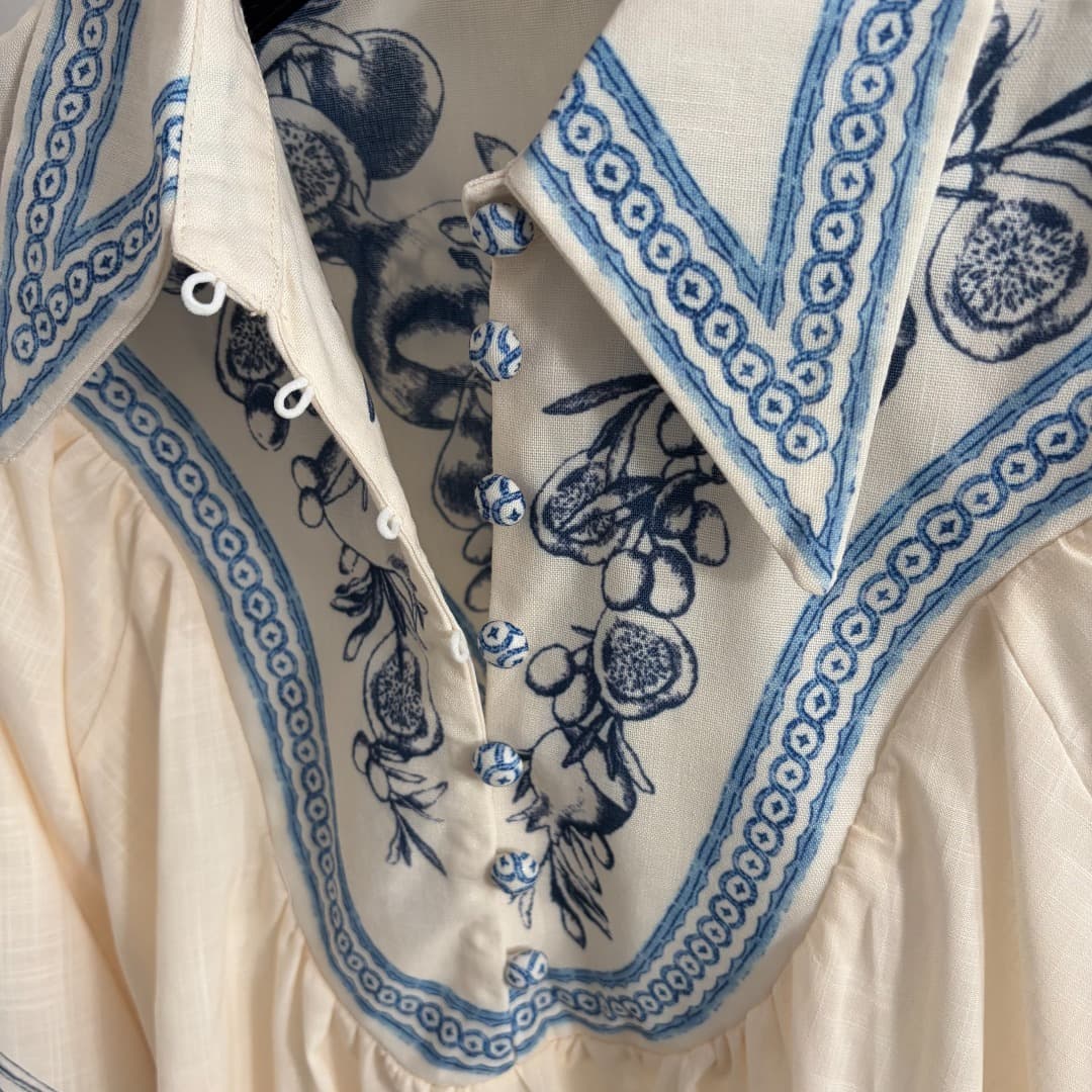 C18280 Item number: 20264257 Zimmermann* New linen set, pomegranate-patterned lantern long-sleeved shirt + high-waisted shorts, beige color, S-XL sizes. [For size M: bust circumference 126, sleeve length 74, overall length 67; waist circumference 68 with  — image 3