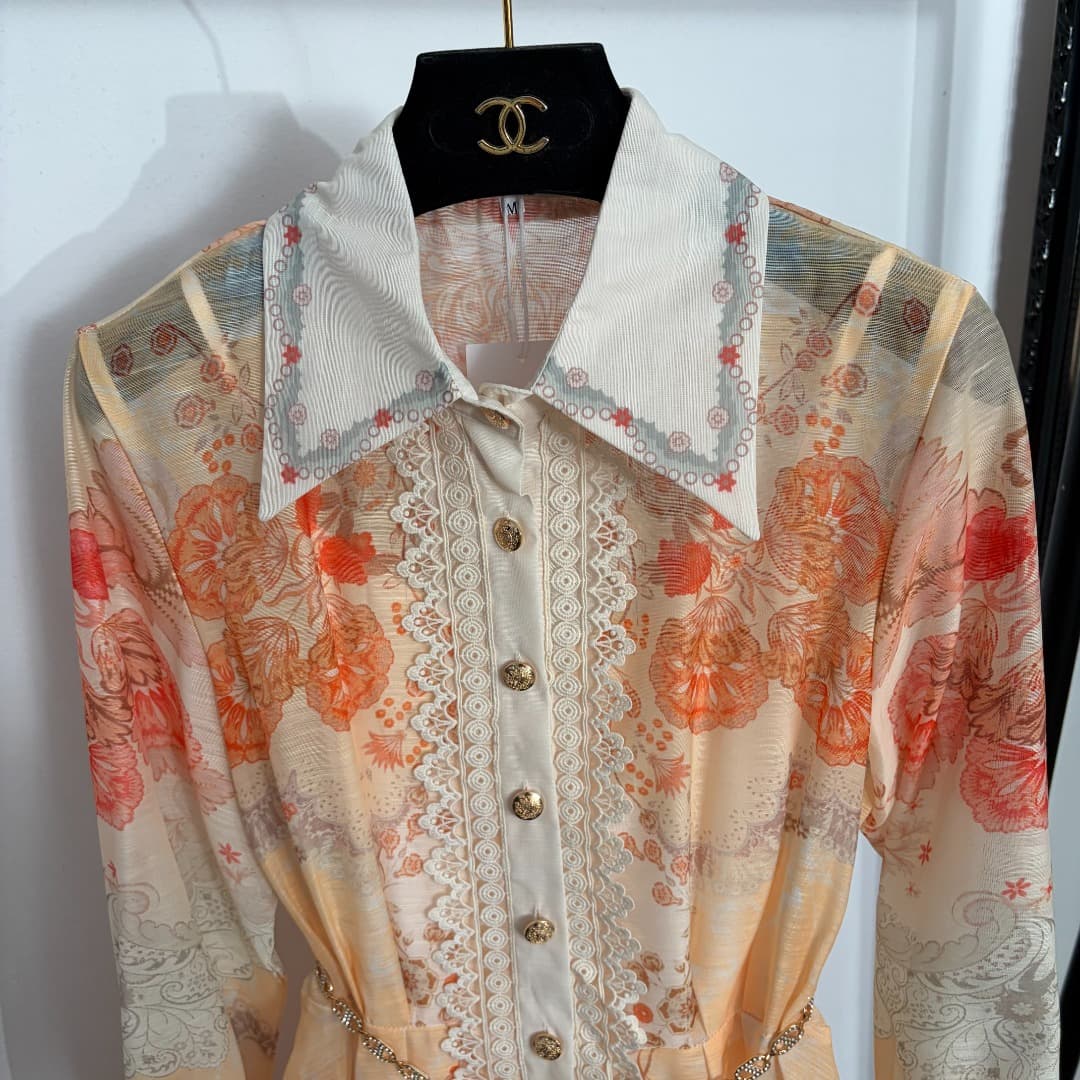 C18361 Style number 20264302 Zimmermann* New model: Diamond-inlaid chain belt. Elegant lace-trimmed long-sleeved shirt dress with a underband, in light orange, purple, and green colors. S-XL sizes available. [Size M: Chest circumference 86, Length 96; Sho — image 2