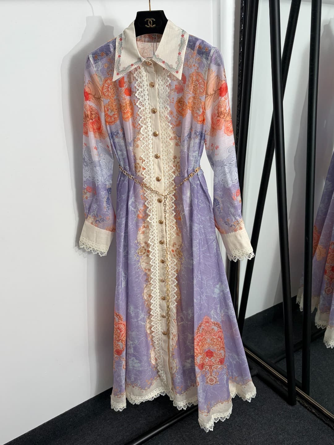 C18360 Item number: 20264302 Zimmermann* New model. Diamond-encrusted chain belt. Elegant lace-trimmed long-sleeved shirt dress with a undergarment, in light orange, purple, and green colors. S-XL sizes. [Size M: bust 86, length 96; shoulder width 38, bus — image 5