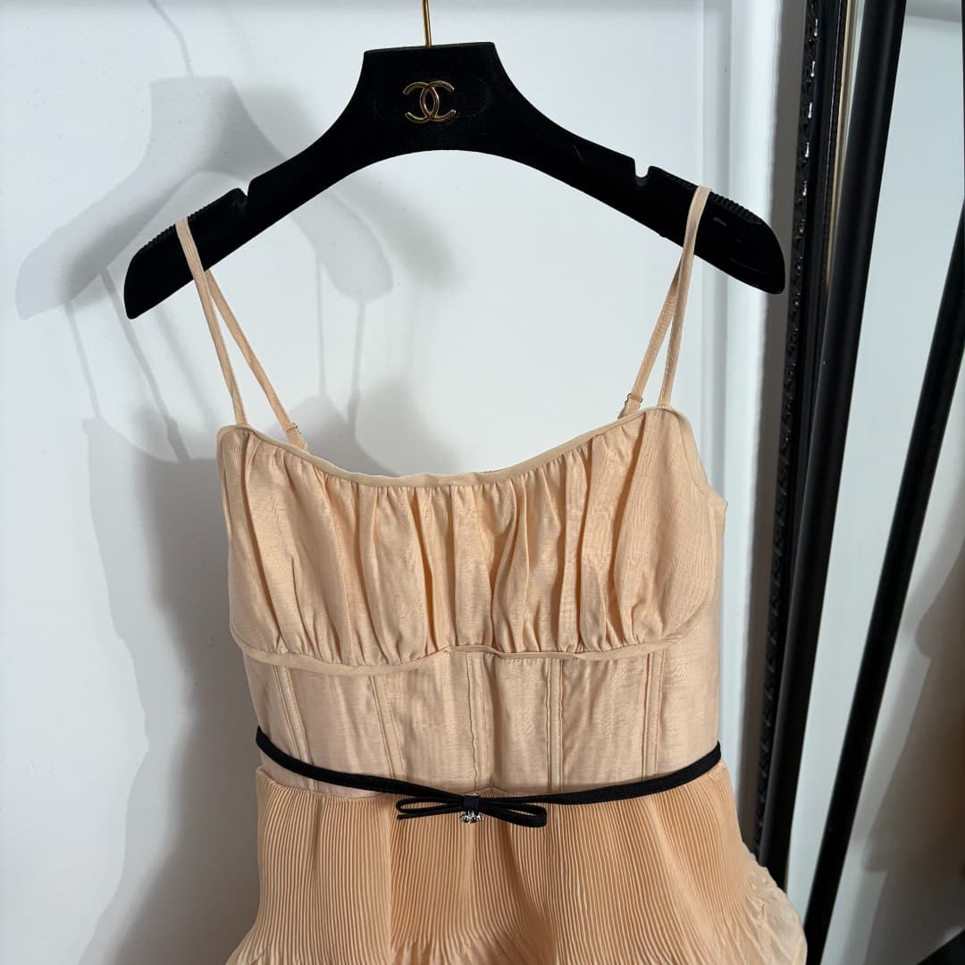 C18349 Style number 20264426 Zimmermann* New design: ruffled, bowed, cinched waist, strapless dress. Cake-length dress, apricot color, red, S-XL sizes. [Size M: Elasticity of bust: 80; Elasticity of waist: 70; Length: 110; Weight: 0, 515kg] — image 2