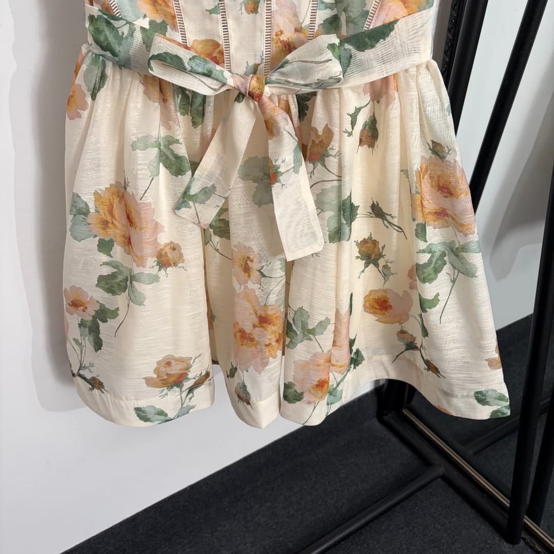 C18335 Style code: 20264579 Zimmermann* New model, elegant design with floral prints and straps. Cut for a waist-cinching halter dress. Short skirt, apricot color, black, S-XL sizes. [Size M: Elasticity of bust: 82; Elasticity of waist: 80; Length: 74; We — image 3