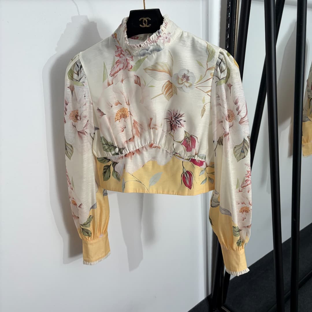C18341 Style code: 20264537 Zimmermann*. New set: floral-print short top with a stand-up collar and long sleeves + frilly short skirt. Color: white. S-XL sizes. [Size M: shoulder width 37, bust size 94, sleeve length 64, overall length 42; waist size 70,  — image 2