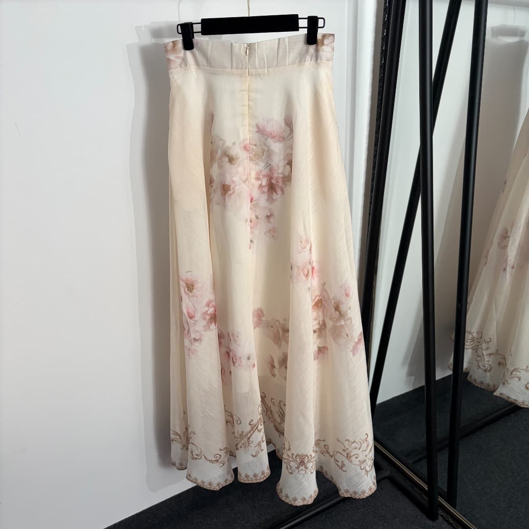 C18339 Style number 20264569 Zimmermann* New set: long-sleeved top with floral print and high-waisted skirt, lined with straps. Color: apricot. S-XL sizes available. [Size M: Chest circumference 76, Length 46; Chest circumference 96, Sleeve length 69, Len — image 6