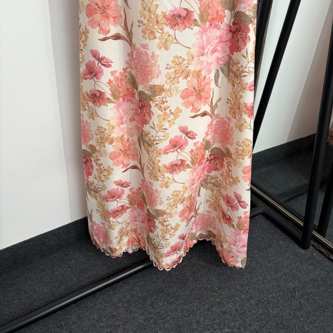C18228 Style No. 20264613 Zimmermann* New model, floral print, bowed backless荷叶 collar strapless dress. Long dress, pink, yellow, S-XL. [Size M: bust 86, waist 76, length 136; weight: 0, 540kg] — image 3