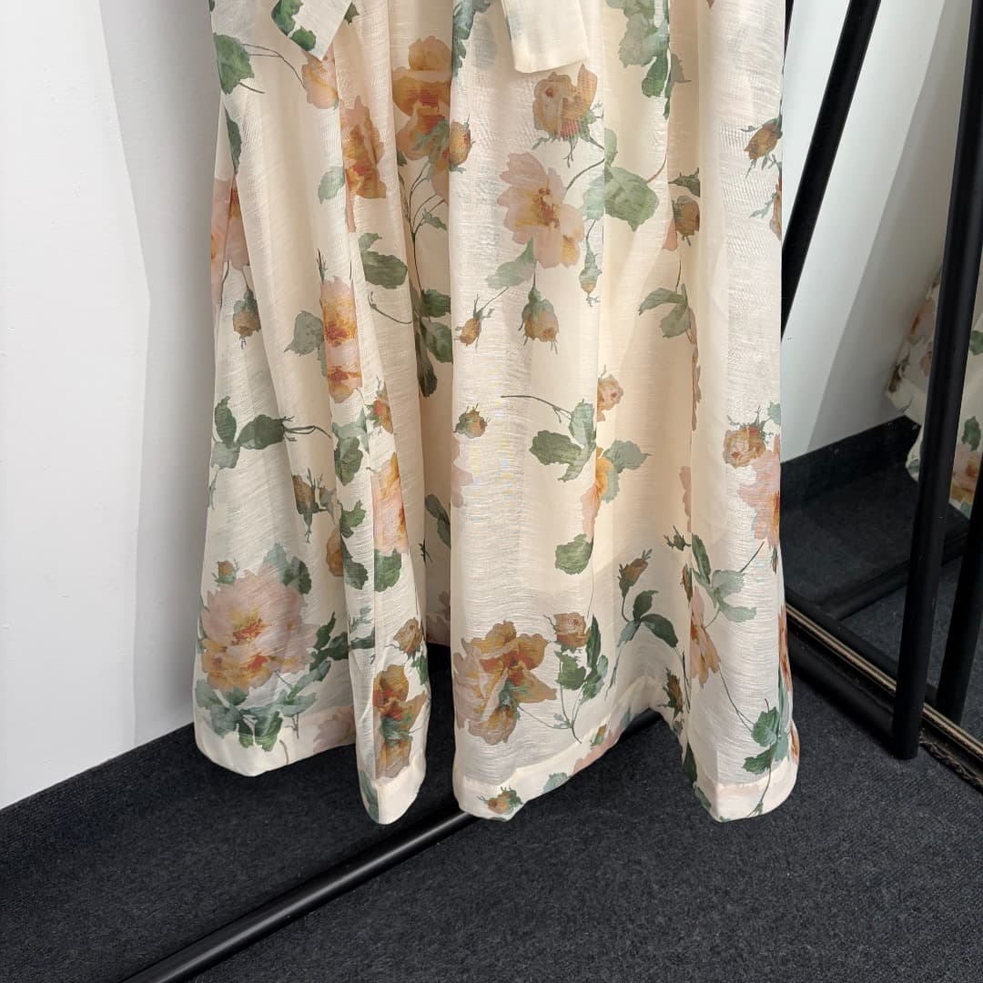 C18323 Item number: 20264682 Zimmermann* New model, elegant style, linen fabric with floral patterns. Belted, waist-cinching, bustier dress in beige color. S-XL sizes available. [S size: Elasticity of bust: 78; elasticity of waist: 72; length: 115; Weight — image 3