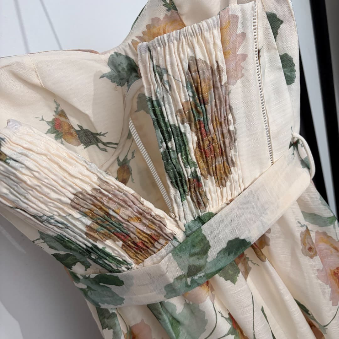 C18323 Item number: 20264682 Zimmermann* New model, elegant style, linen fabric with floral patterns. Belted, waist-cinching, bustier dress in beige color. S-XL sizes available. [S size: Elasticity of bust: 78; elasticity of waist: 72; length: 115; Weight — image 7