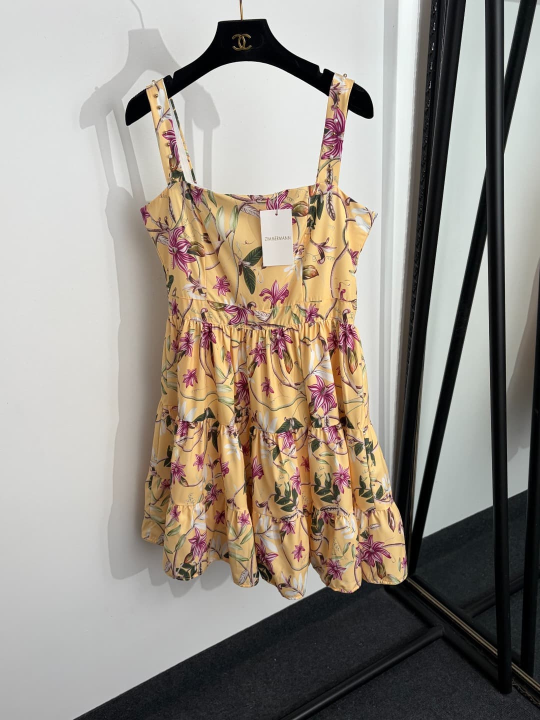 C18320 Style No. 20264689 Zimmermann* New design, sweet and youthful dress with peony flower pattern on a strapless style. Short skirt, yellow color, sizes S-XXL. [Size M: bust 88, waist 74, length 91; Weight: 0, 370kg] — image 1