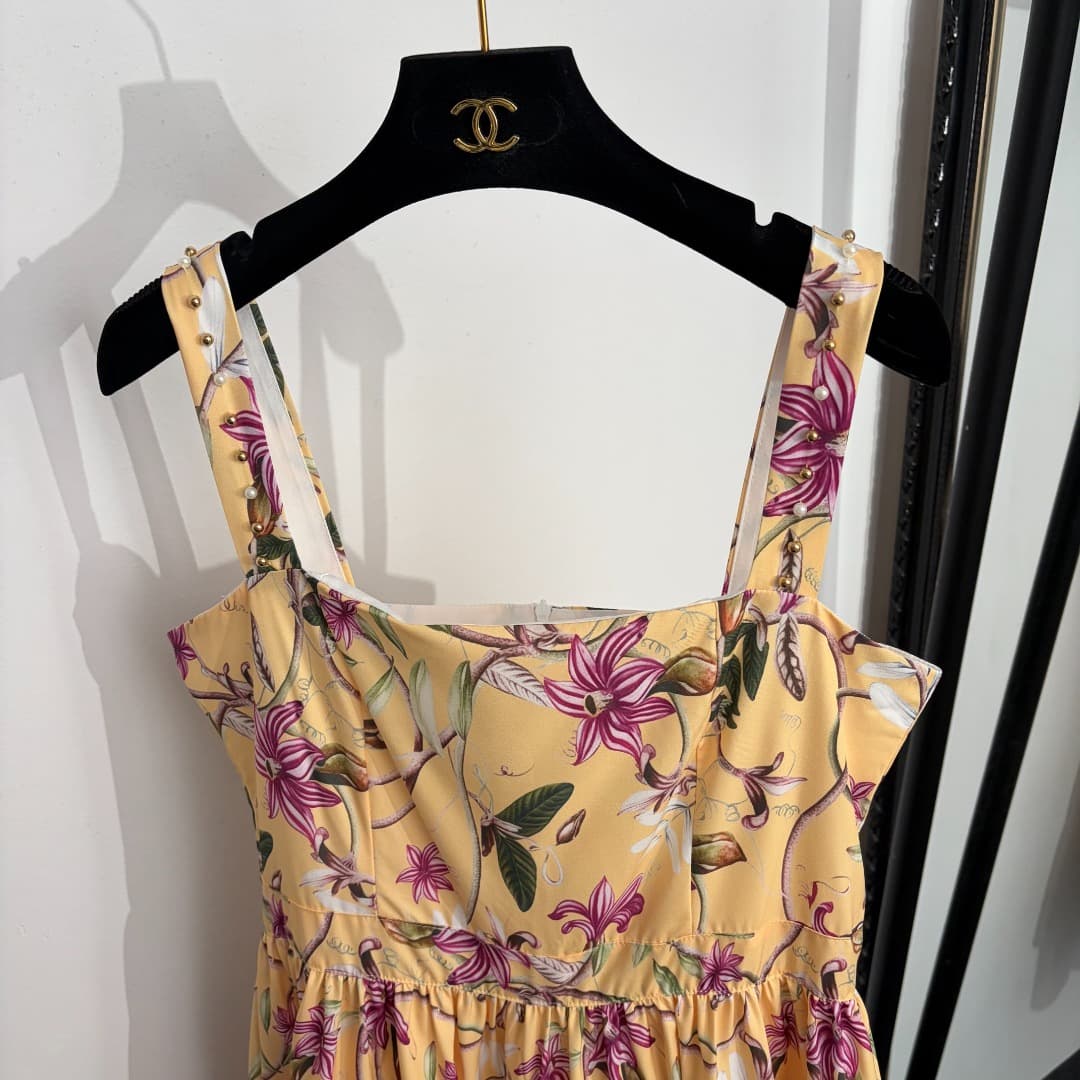 C18320 Style No. 20264689 Zimmermann* New design, sweet and youthful dress with peony flower pattern on a strapless style. Short skirt, yellow color, sizes S-XXL. [Size M: bust 88, waist 74, length 91; Weight: 0, 370kg] — image 2