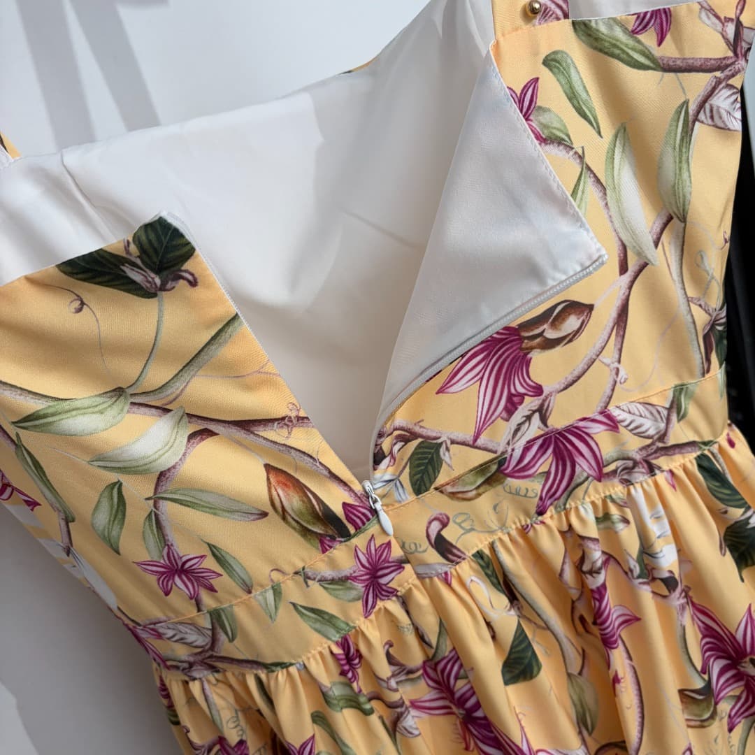 C18320 Style No. 20264689 Zimmermann* New design, sweet and youthful dress with peony flower pattern on a strapless style. Short skirt, yellow color, sizes S-XXL. [Size M: bust 88, waist 74, length 91; Weight: 0, 370kg] — image 7