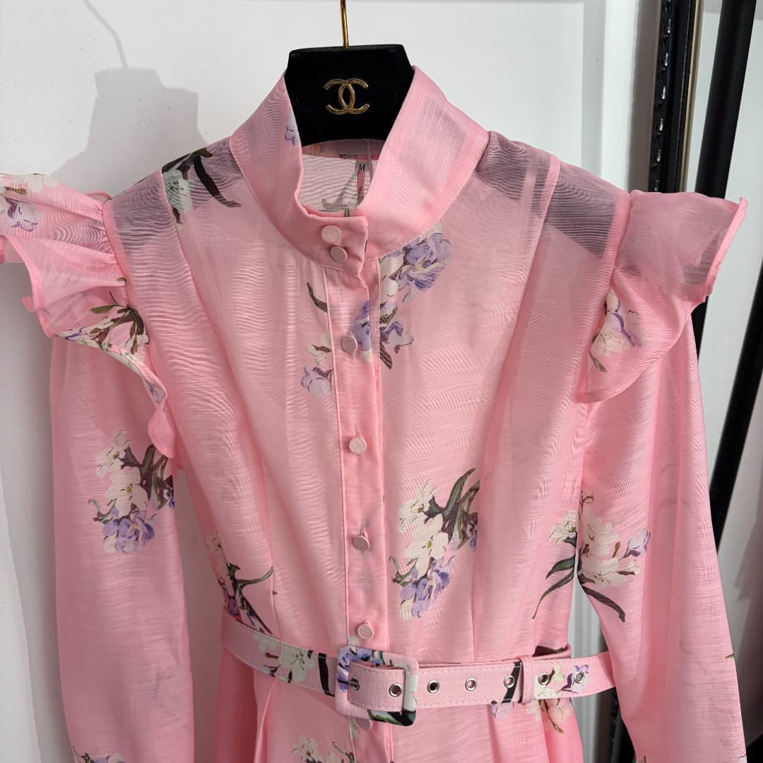 C18316 Style number 20264733 Zimmermann* New model: Floral print, stand-up collar, waist-curving, long sleeves dress. The dress comes with a strapless lining and a belt. Color: pink. S-XL sizes. [Size M: Bust 88, Length 96; Shoulder width 37, Bust 98, Wai — image 2