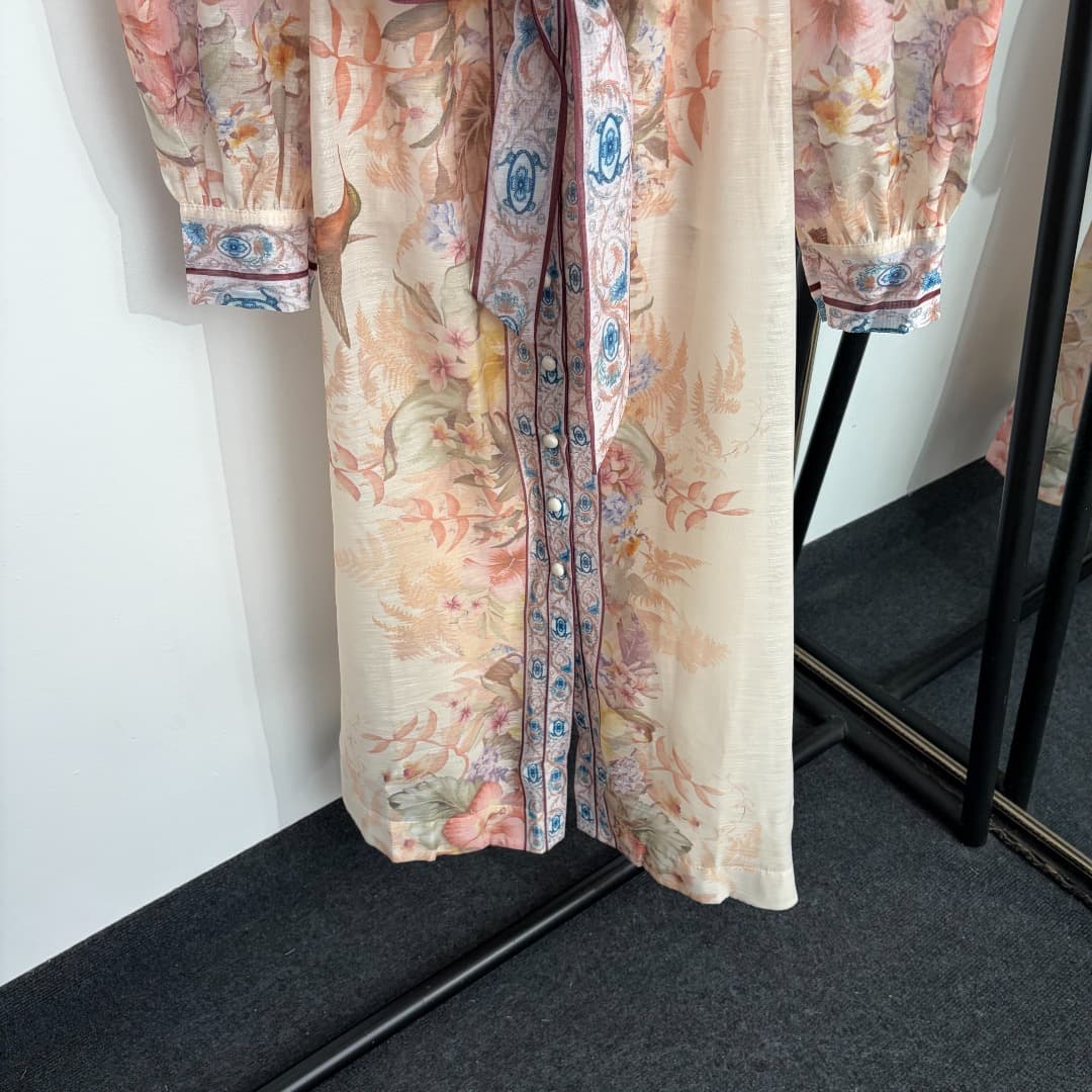 C18315 Style number 20264736 Zimmermann* New model: Bird and flower print belted long-sleeved shirt dress. Long dress with a underband, beige color, S-XL sizes. [L size: Chest circumference 86, Length 96; Chest circumference 96, Waist circumference 88, Sl — image 3