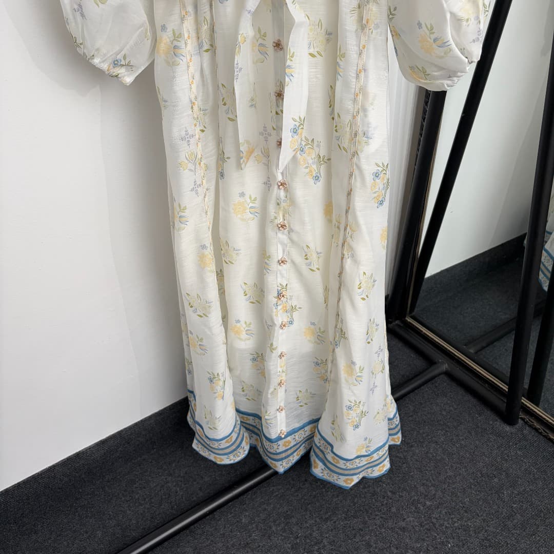 C18306 Item number: 20264825 Zimmermann* New model, fresh and elegant, with floral prints, V-neck, belt, waist-catching, long-sleeved dress. Long dress, with undergarments, white color, S-XL sizes. [Size M: bust 88, length 92; bust 90, waist 80, sleeve le — image 3
