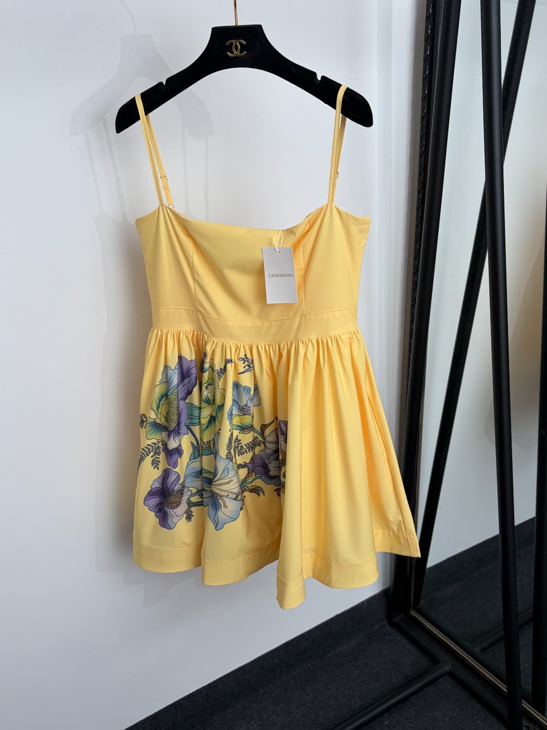 C18296 Style code: 20264841 Zimmermann* New floral-patterned strap dress. Short skirt, white, yellow, sky blue. S-XXL. [Size M: bust 86, waist 76, length 67; Weight: 0, 435kg] — image 3