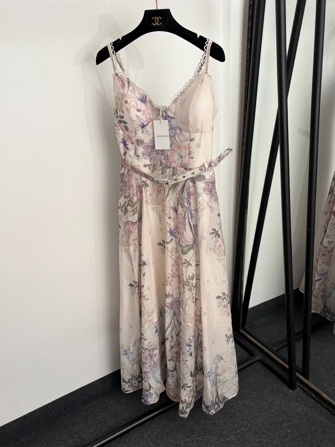 C18294 Style No. 20264844 Zimmermann* New model, elegant style, floral print, strapless dress with belt, beige color, S-XL sizes. [Size M: Waist 88 with elastic, waistband 76 with elastic, length 132; Weight: 0, 420kg] — image 1