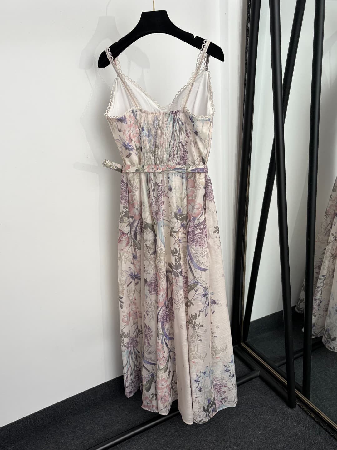 C18294 Style No. 20264844 Zimmermann* New model, elegant style, floral print, strapless dress with belt, beige color, S-XL sizes. [Size M: Waist 88 with elastic, waistband 76 with elastic, length 132; Weight: 0, 420kg] — image 7