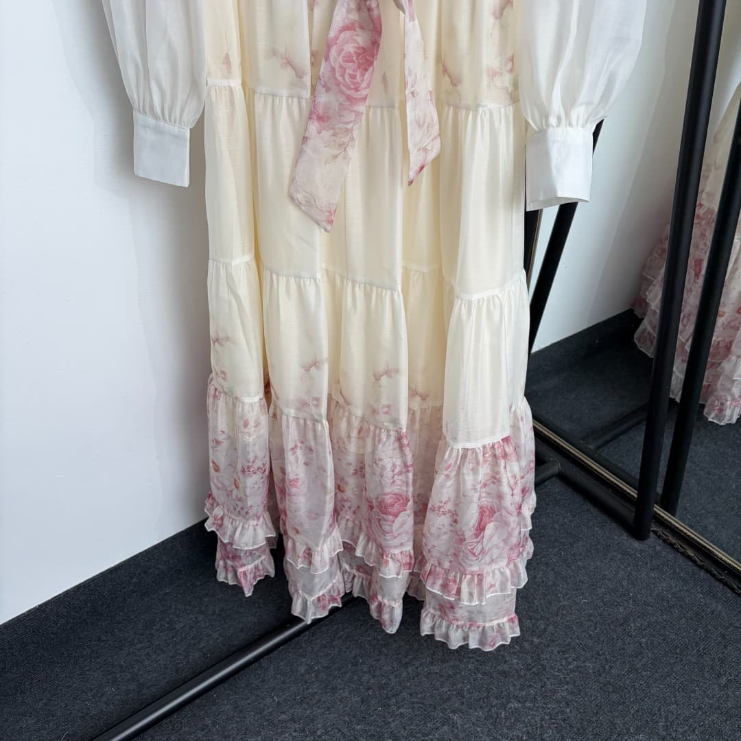 C18293 Style No. 20264846 Zimmermann* New model – Elegant print, ruffled cuffs, mid-length sleeve dress. Long dress, beige color, S-XL size. [Size M: Chest circumference 92, waist circumference 74, sleeve length 67, overall length 137; Weight: 0, 375kg] — image 3