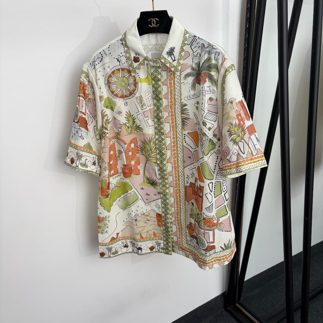 C18292 Item number: 20264849 Zimmermann* New set: cartoon map-patterned short-sleeved shirts and shorts, green color, S-XL sizes. [L size: shoulder width 45, bust circumference 114, sleeve length 30, overall length 73; waist circumference 72, elastic; ove — image 2