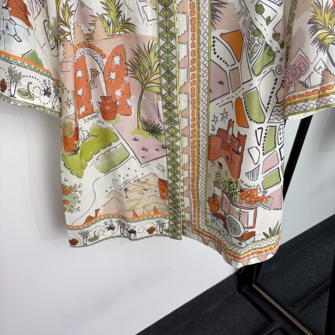 C18292 Item number: 20264849 Zimmermann* New set: cartoon map-patterned short-sleeved shirts and shorts, green color, S-XL sizes. [L size: shoulder width 45, bust circumference 114, sleeve length 30, overall length 73; waist circumference 72, elastic; ove — image 4