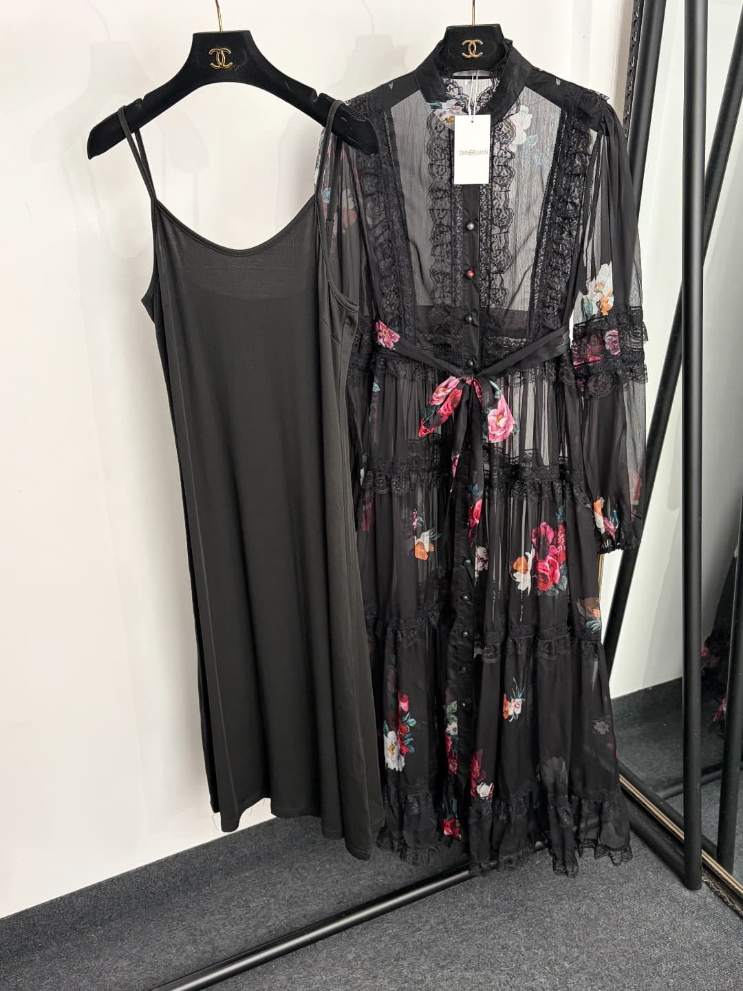 C18290 Style code: 20264730 Zimmermann* New model – French-style elegant floral print, lace and ruching on the waist, long skirt with straps for the inner layer. Colors: pink, black. S-XL sizes. [Size M: Chest circumference 88, skirt length 94; shoulder w — image 2