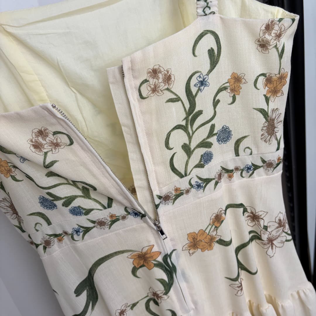 C18274 Item number: 20265115 Zimmermann* New model, elegant floral print linen dress with straps. Long dress, beige color, sizes S-XL. [Size M: bust 84, waist 76, length 130; weight: 0, 545kg] — image 7