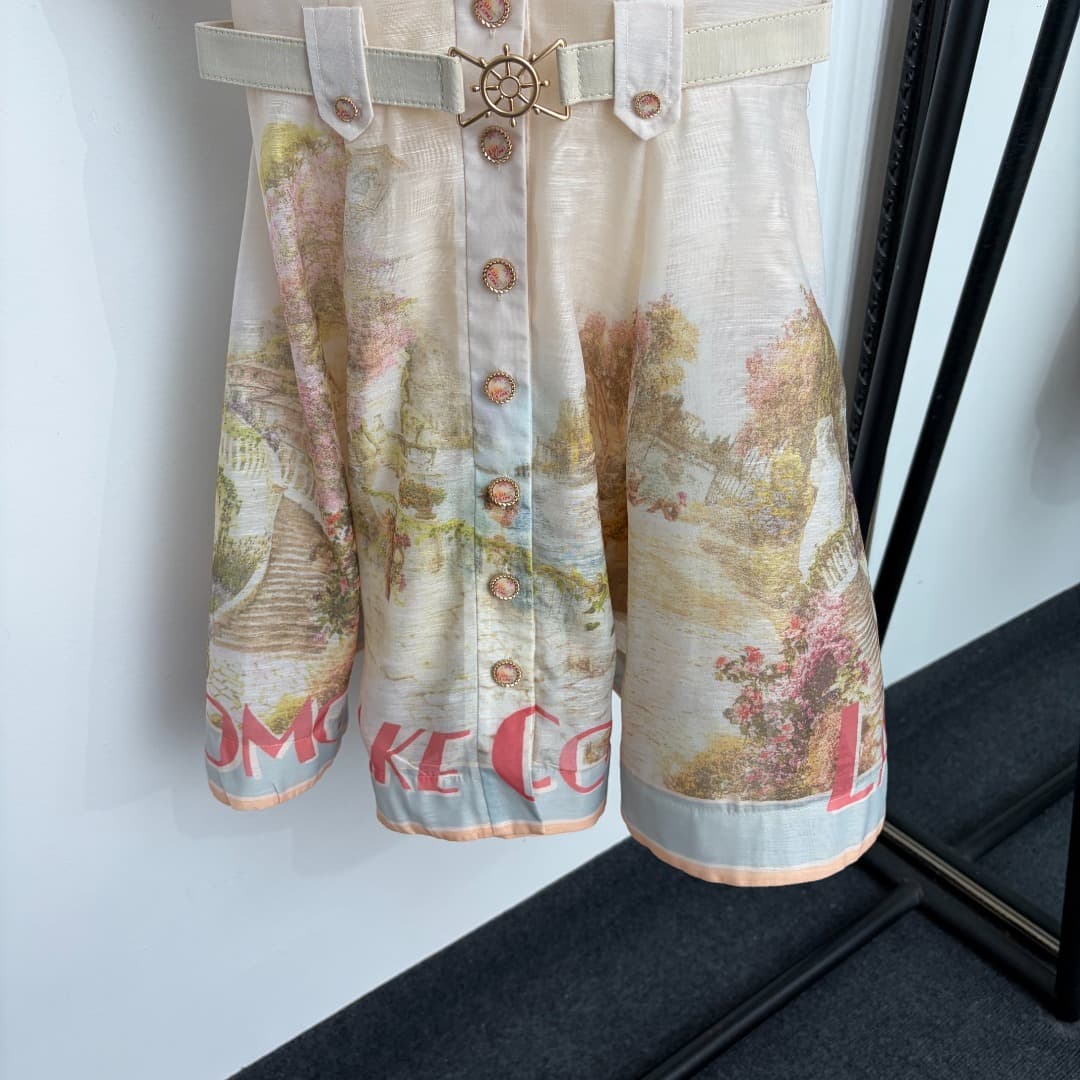 C18236 Item number: 20265979 Zimmermann* New style resort-themed printed suit-collar, waist-curving short-sleeve dress with straps. Color: beige. S-XL sizes. [Size M: Chest circumference 84, length 65; Chest circumference 80, waist circumference 72, lengt — image 4