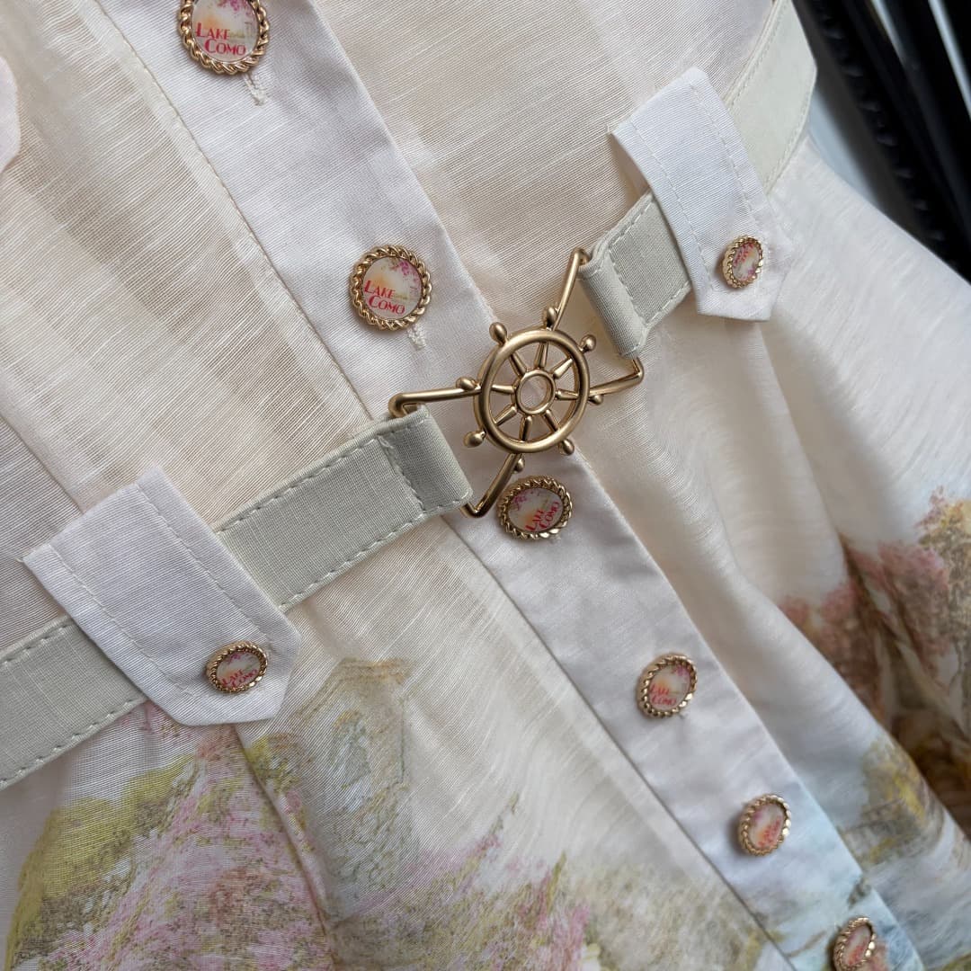 C18236 Item number: 20265979 Zimmermann* New style resort-themed printed suit-collar, waist-curving short-sleeve dress with straps. Color: beige. S-XL sizes. [Size M: Chest circumference 84, length 65; Chest circumference 80, waist circumference 72, lengt — image 6
