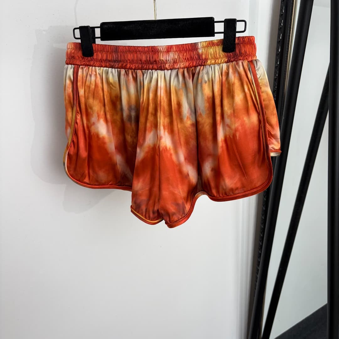 C18234 Item number: 20265980 Zimmermann* New set: gradient-colored print long-sleeved shirt + elastic waist shorts, red color, S-XL sizes. [S size: bust circumference 132, sleeve length 63, overall length 83; waist circumference 68, elastic material; over — image 7