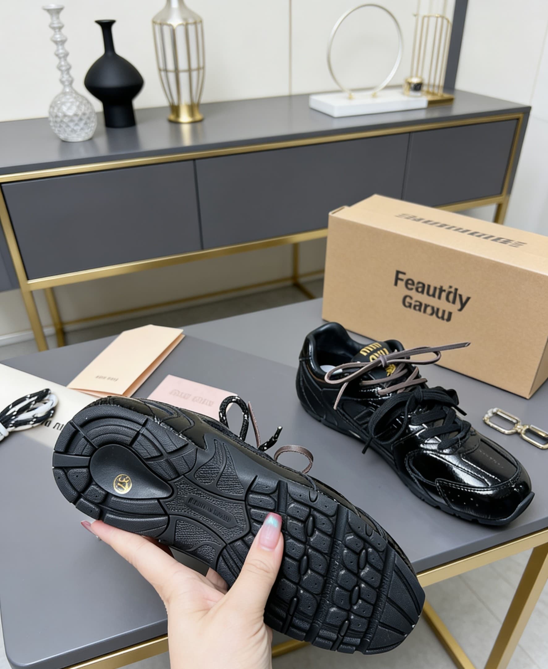 D10665 MiuMiu x New Balance Collaboration model NB530👫 Couple's edition, casual and sporty shoes – AGAN shoes, Converse-style shoes — image 2