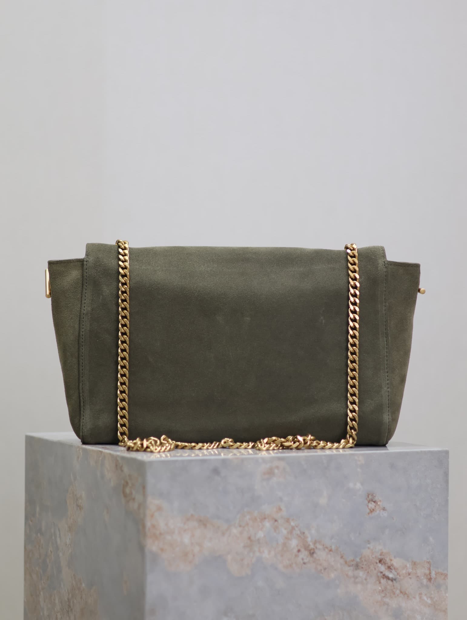 C8563 Kaki green suede — image 6