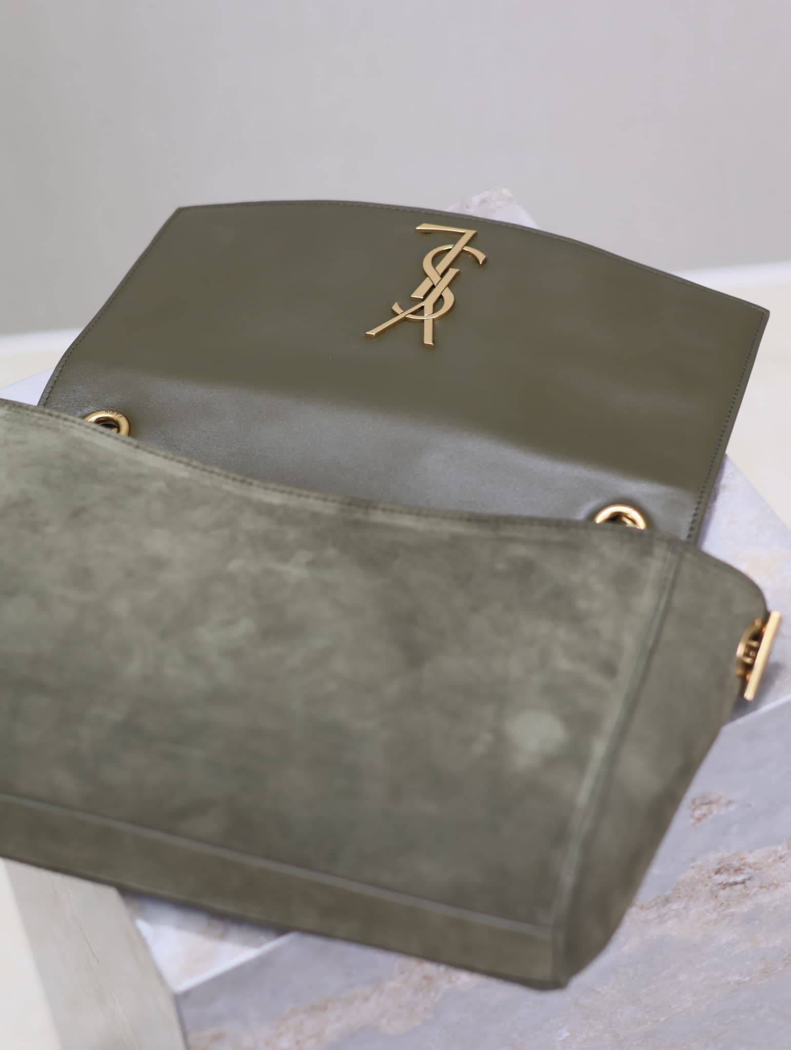 C8563 Kaki green suede — image 8
