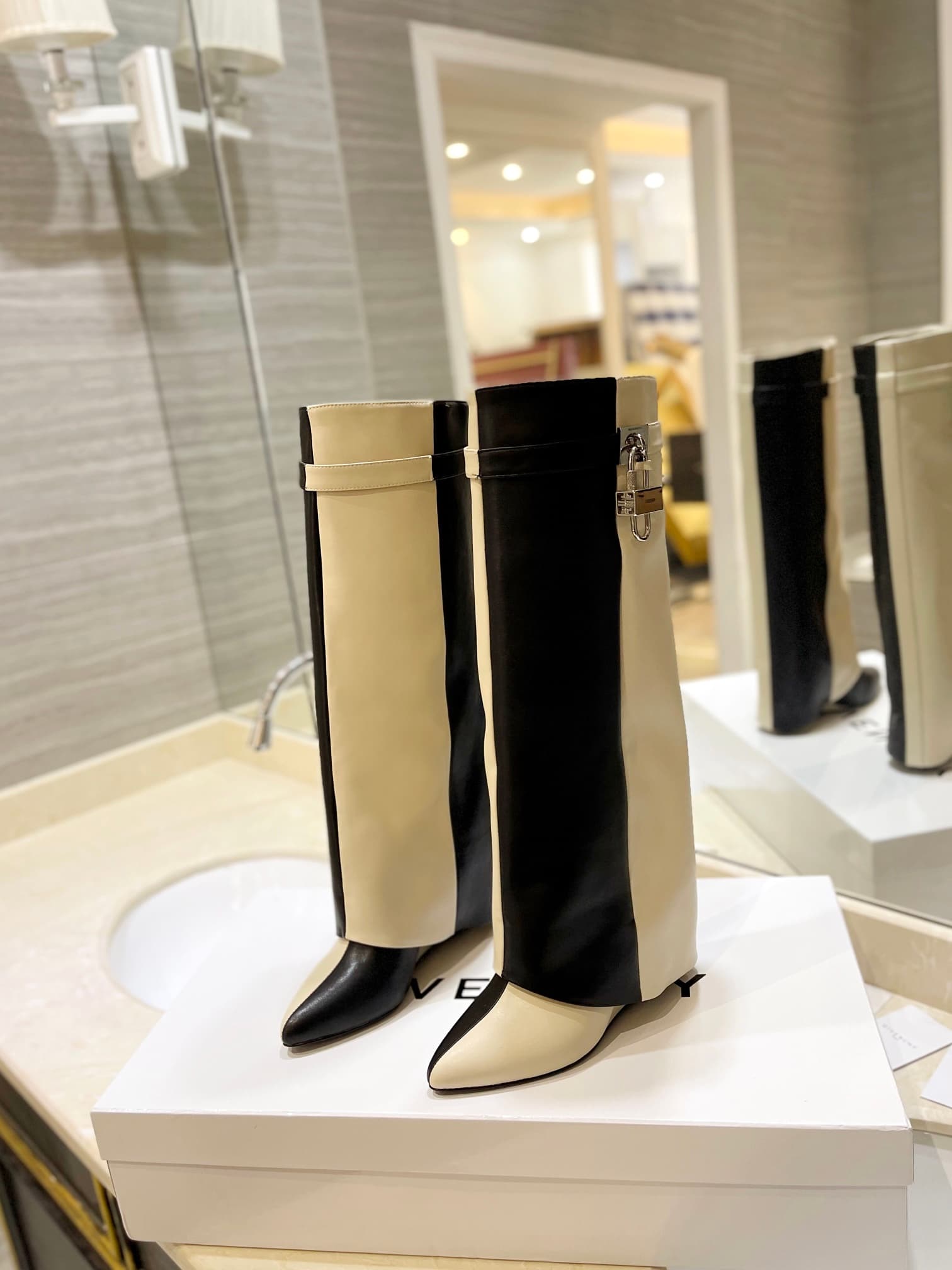 D6550 💰 Authentic, high-quality customized version from the store counter — image 2