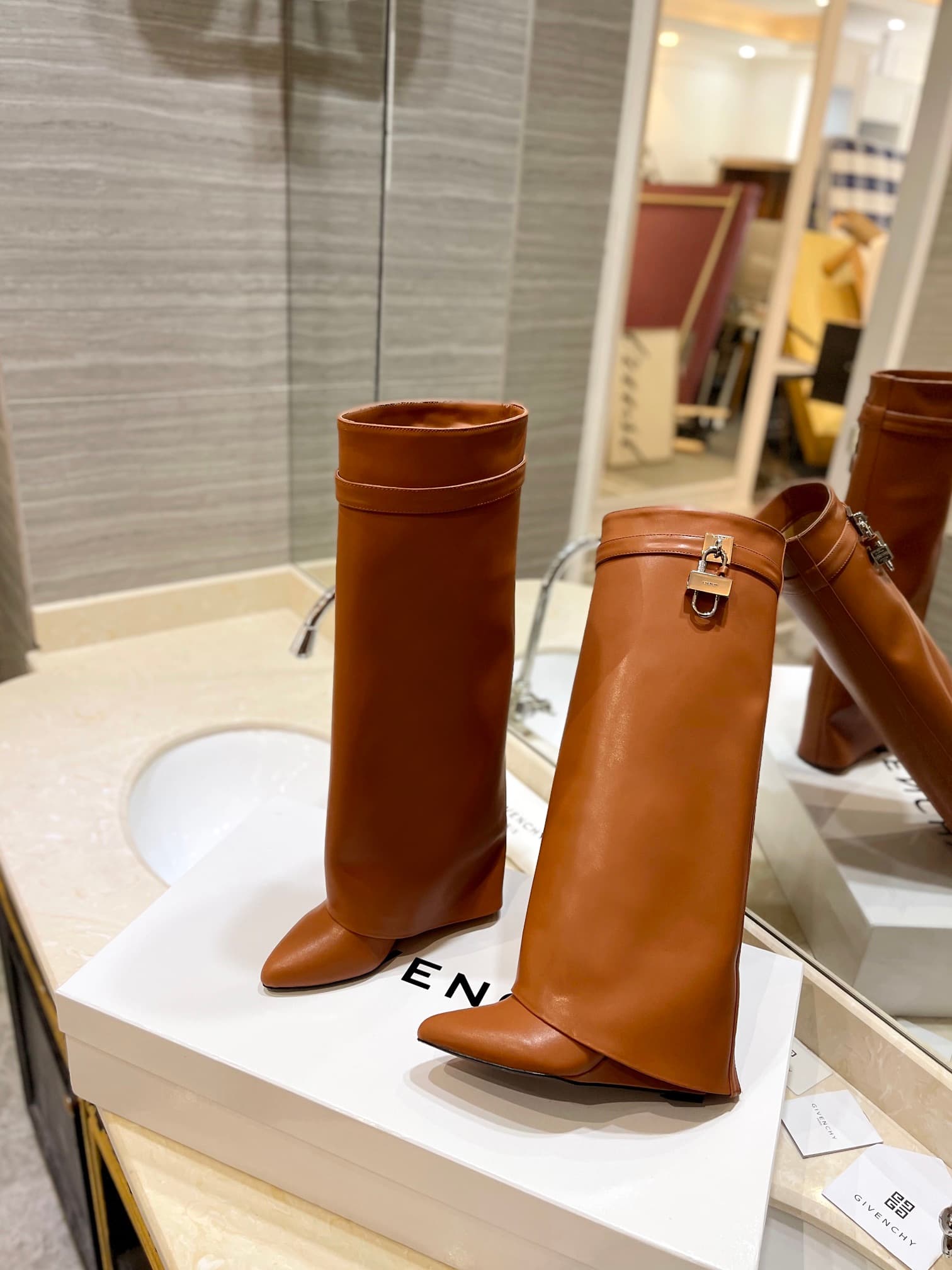 D6548 💰 Authentic, high-quality customized version from the retail store — image 5
