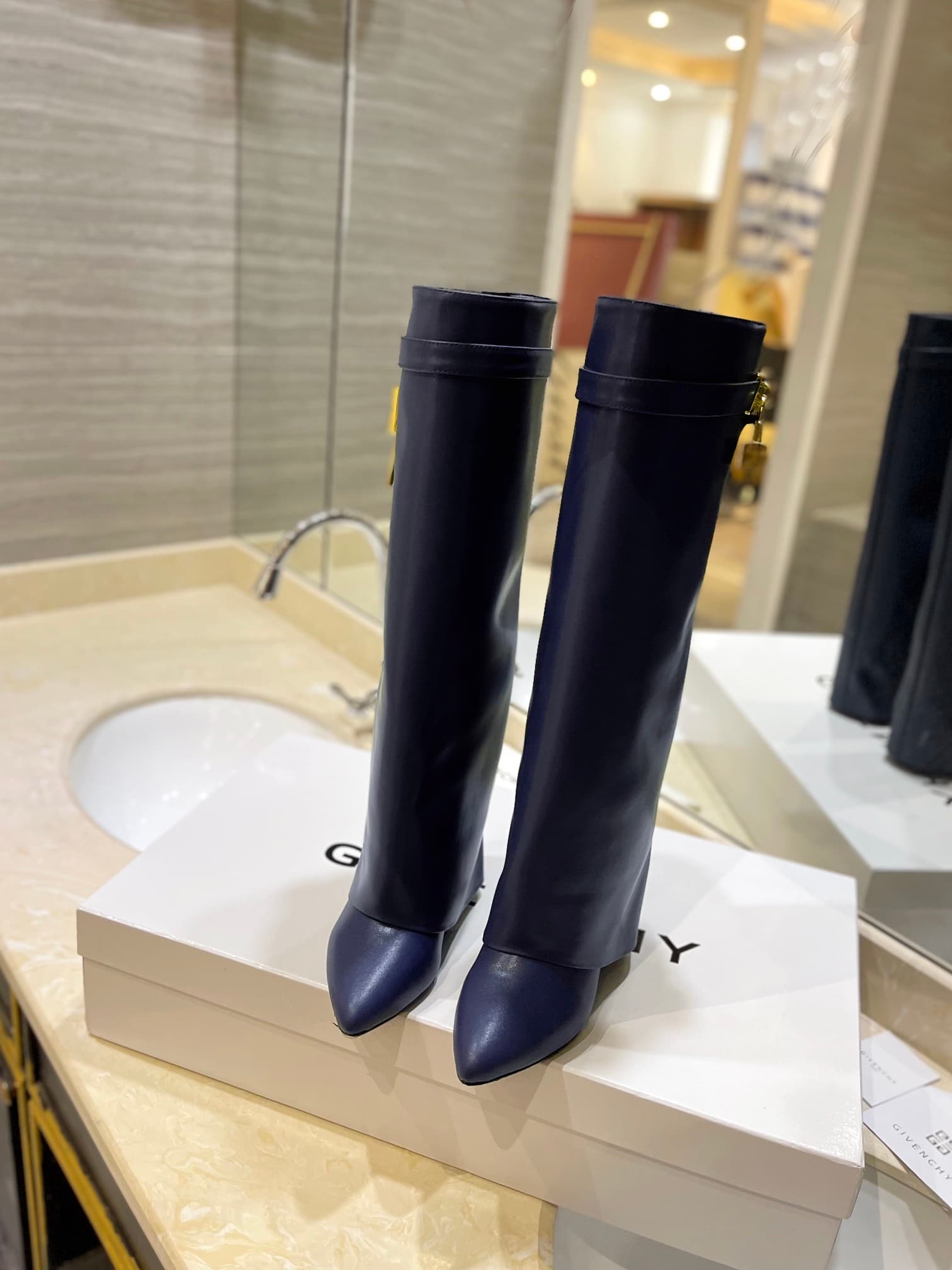 D6547 💰 Authentic, high-quality customized version from the store counter — image 3