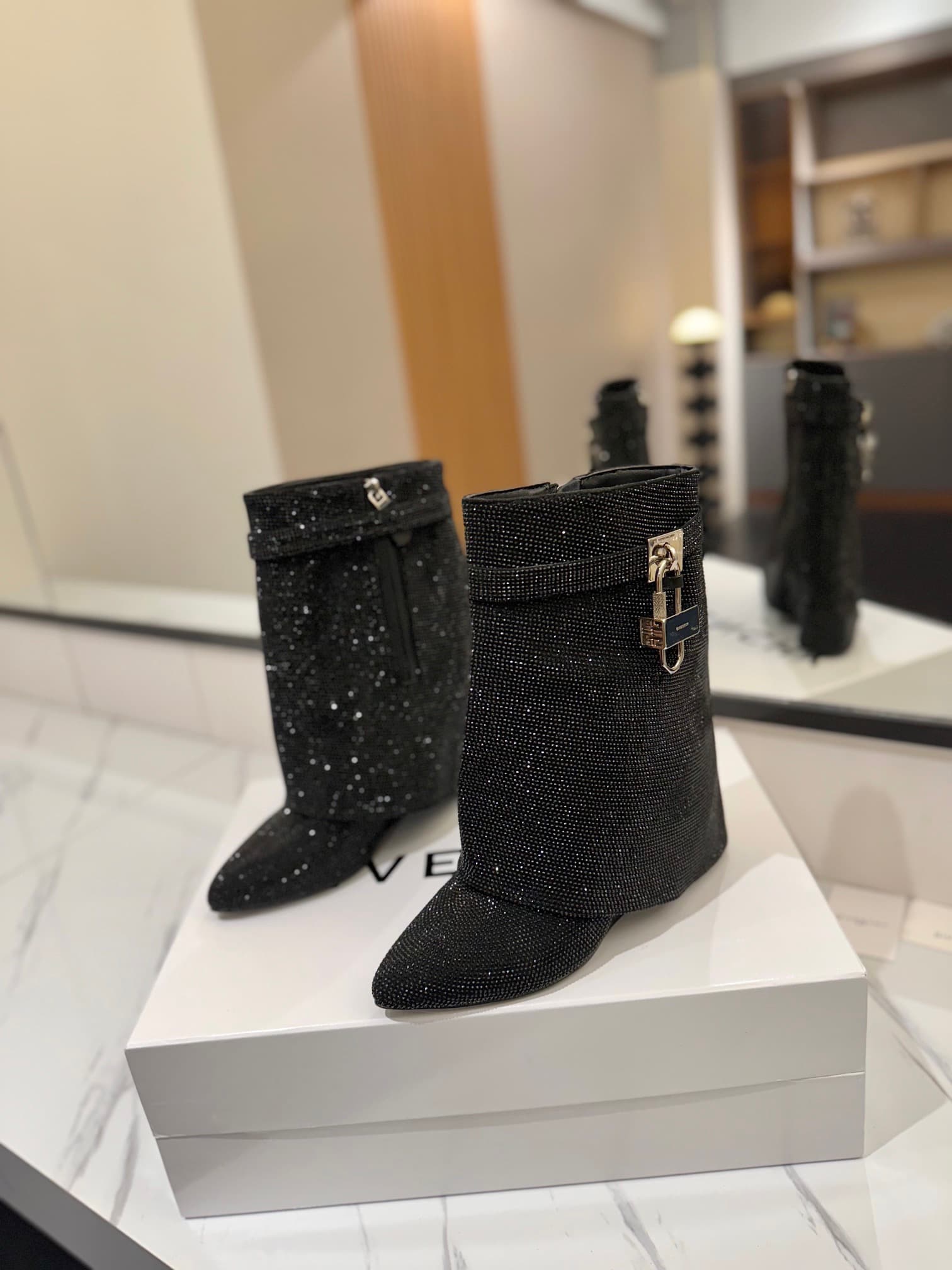 D6593 💰 Authentic, high-quality customized version from the store counter — image 2