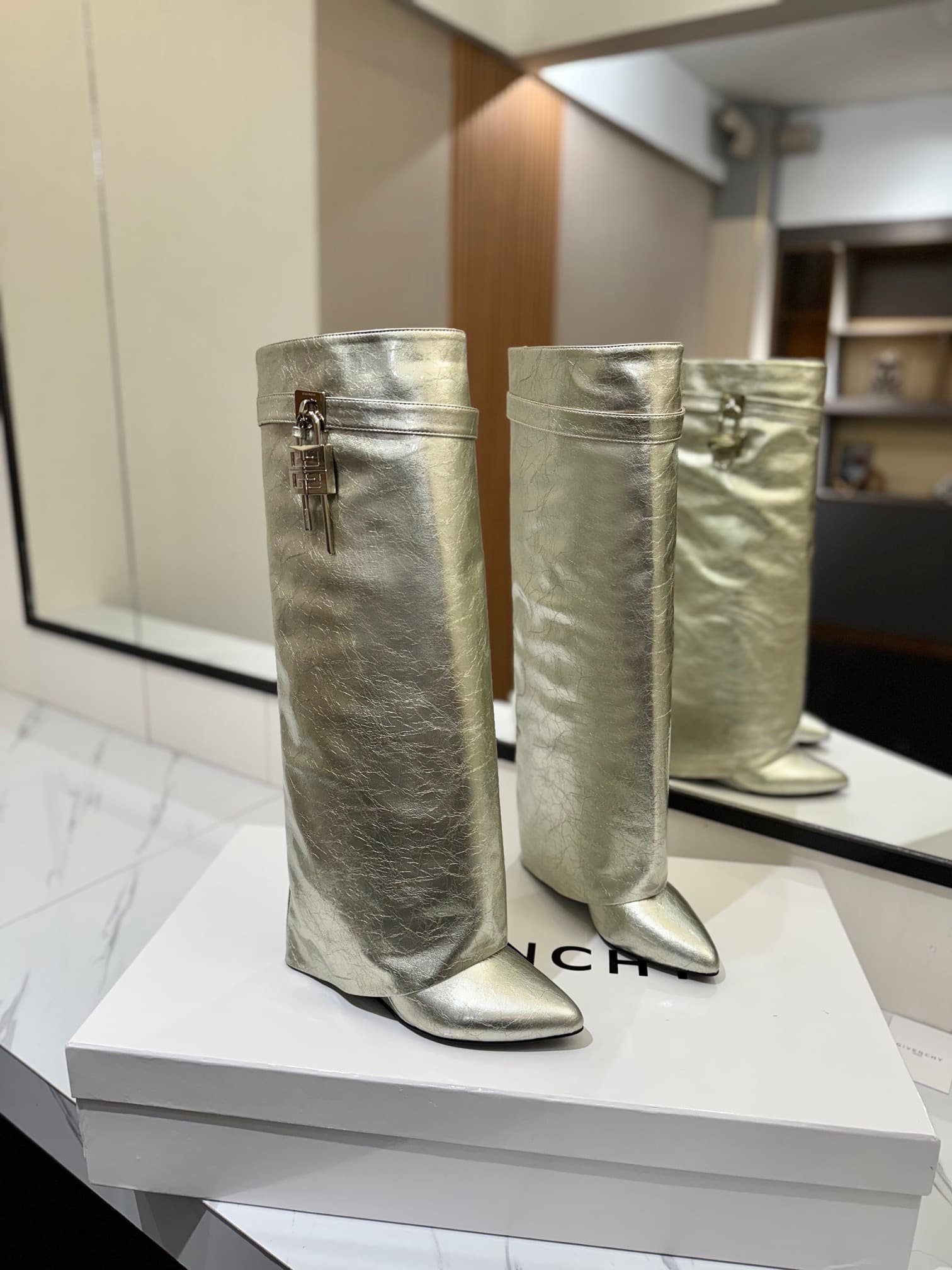 D6605 💰 Authentic, high-quality customized version from the store — image 1