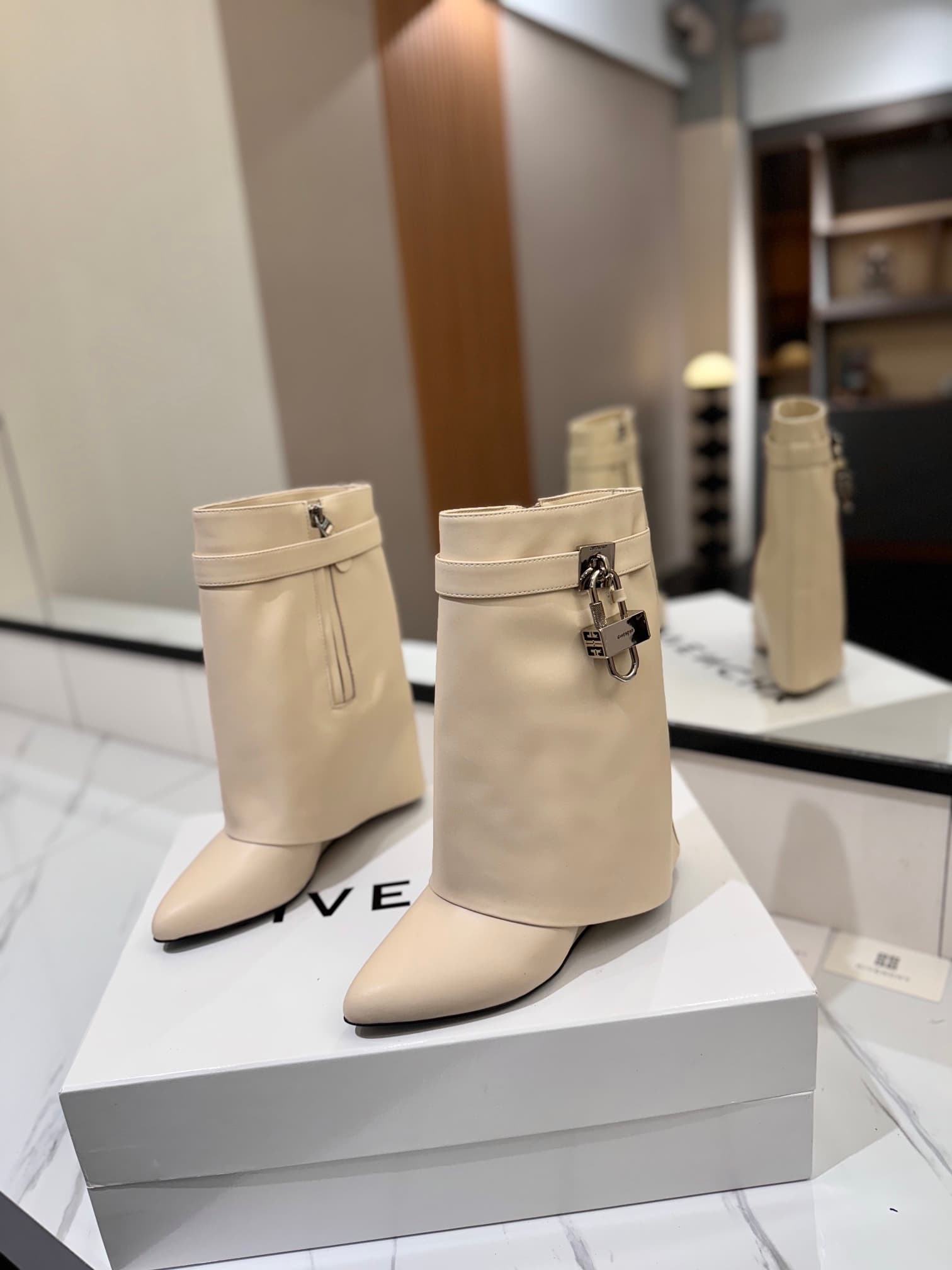 D6586 💰 Authentic version customized for specialty stores — image 2
