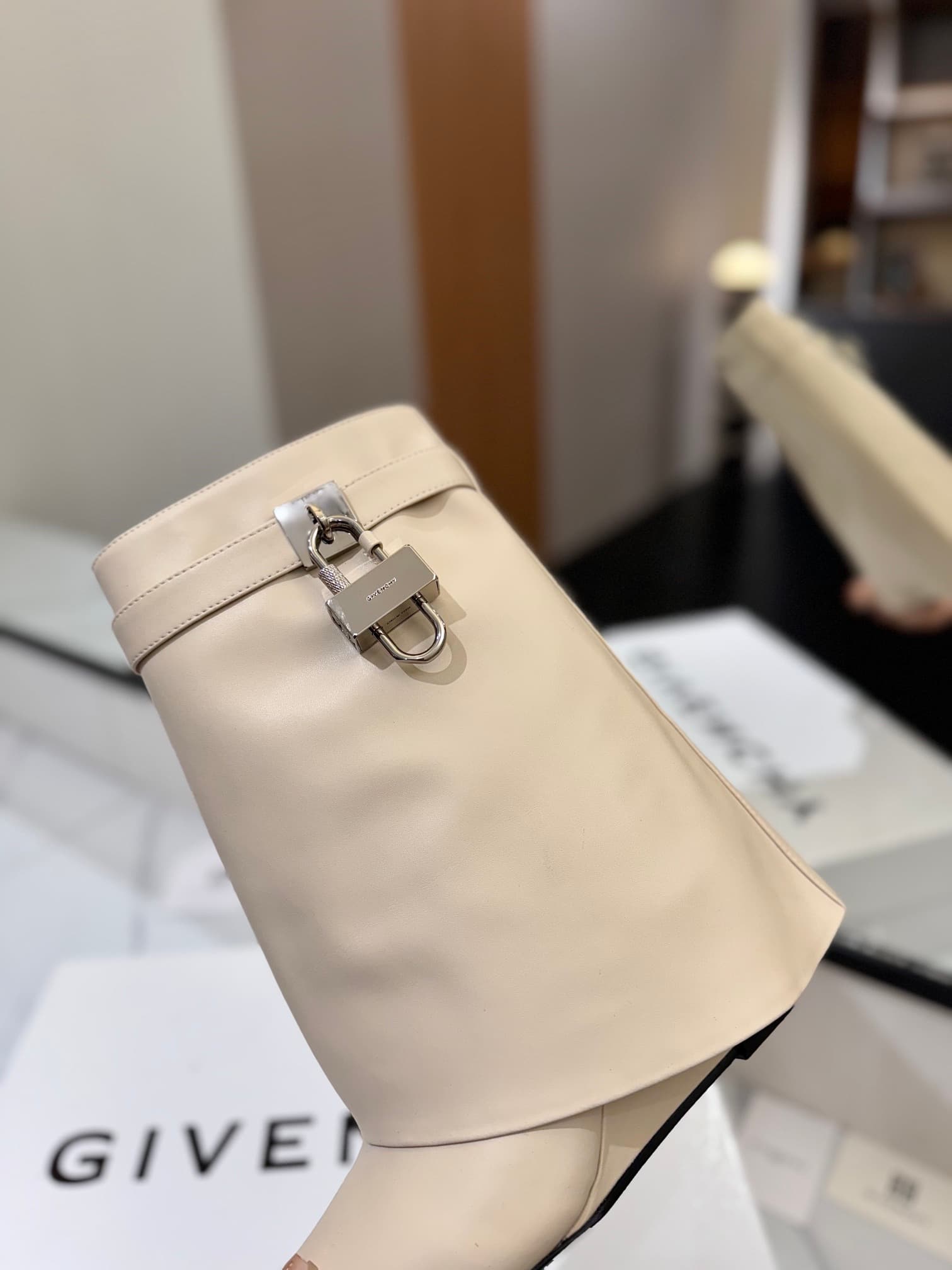 D6586 💰 Authentic version customized for specialty stores — image 8