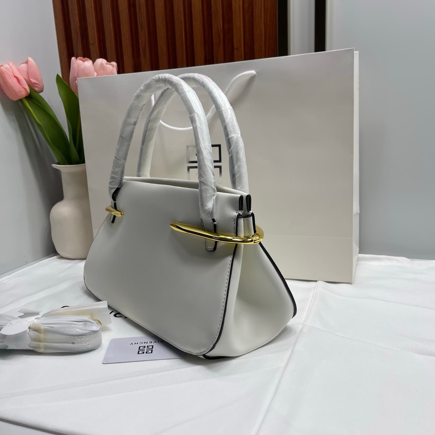 C3250 . New model GIVENCHY Jeanswi – Same style as Jessica Zheng Xiuyan’s nch bag — image 2