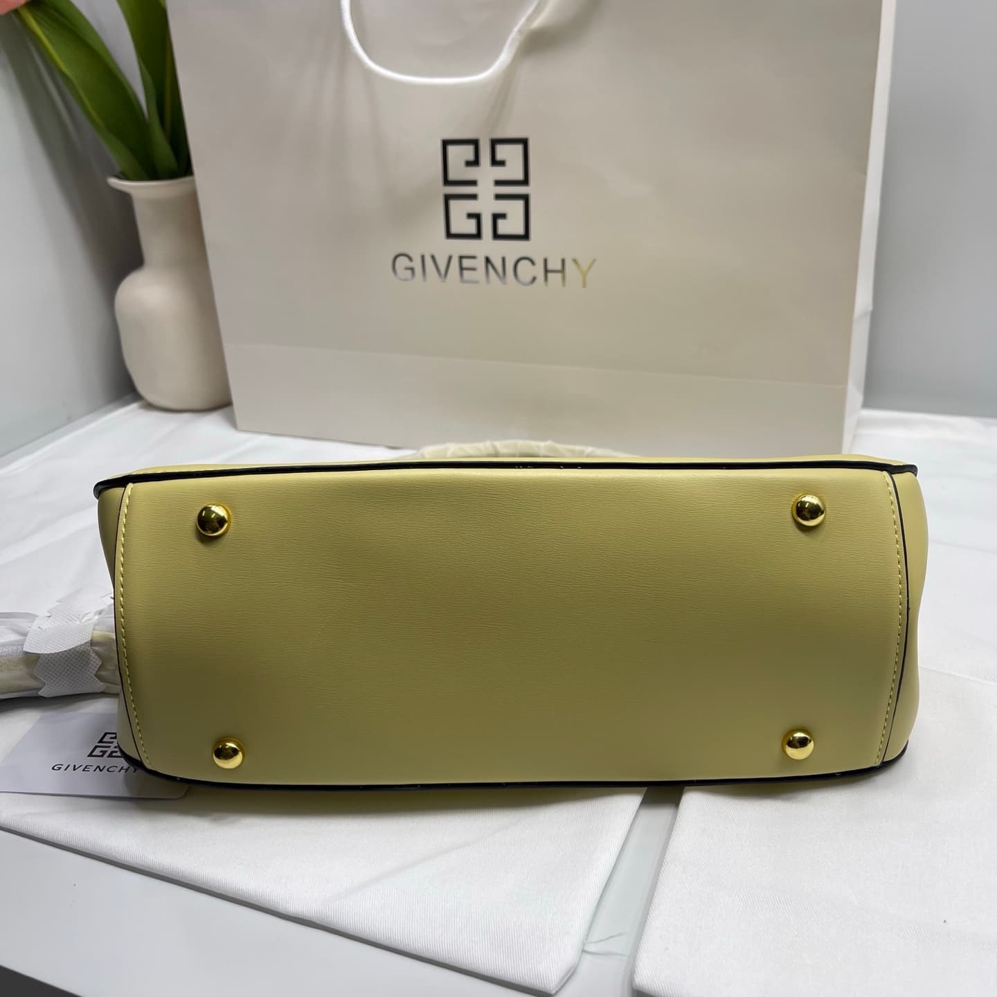 C3249 . New model GIVENCHY Jeansvi: The same type of bag as Jessica Zheng Xiuyan’s nch — image 5