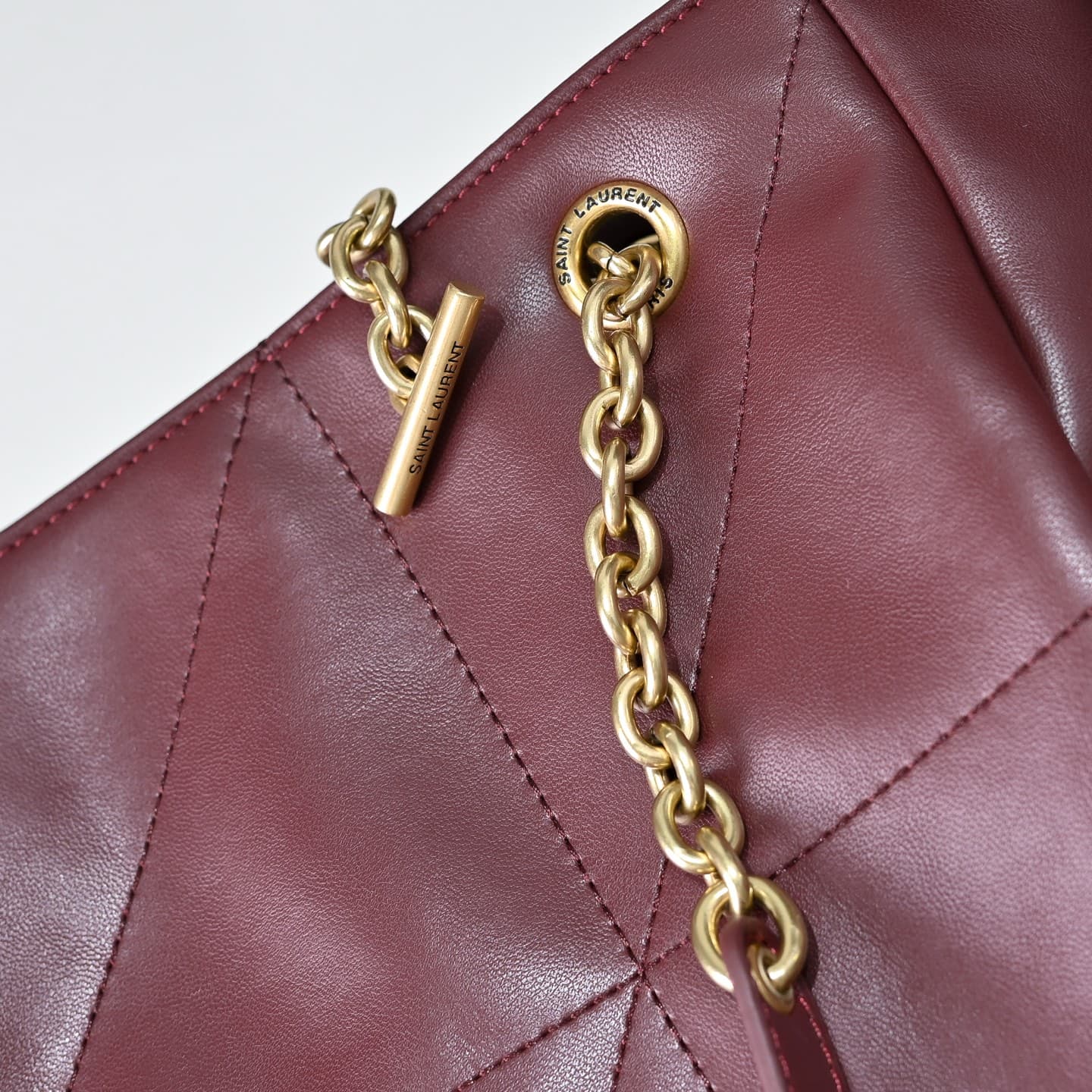 C8552 [Small Size] 🌈 YSL’s new small-size Jamie bag, 4.3 – a large tote bag made of leather. The designer really understands what consumers need! 🉑️ Many tote bags fail to combine beauty and functionality, but this one does! It’s lightweight, has plenty o — image 6