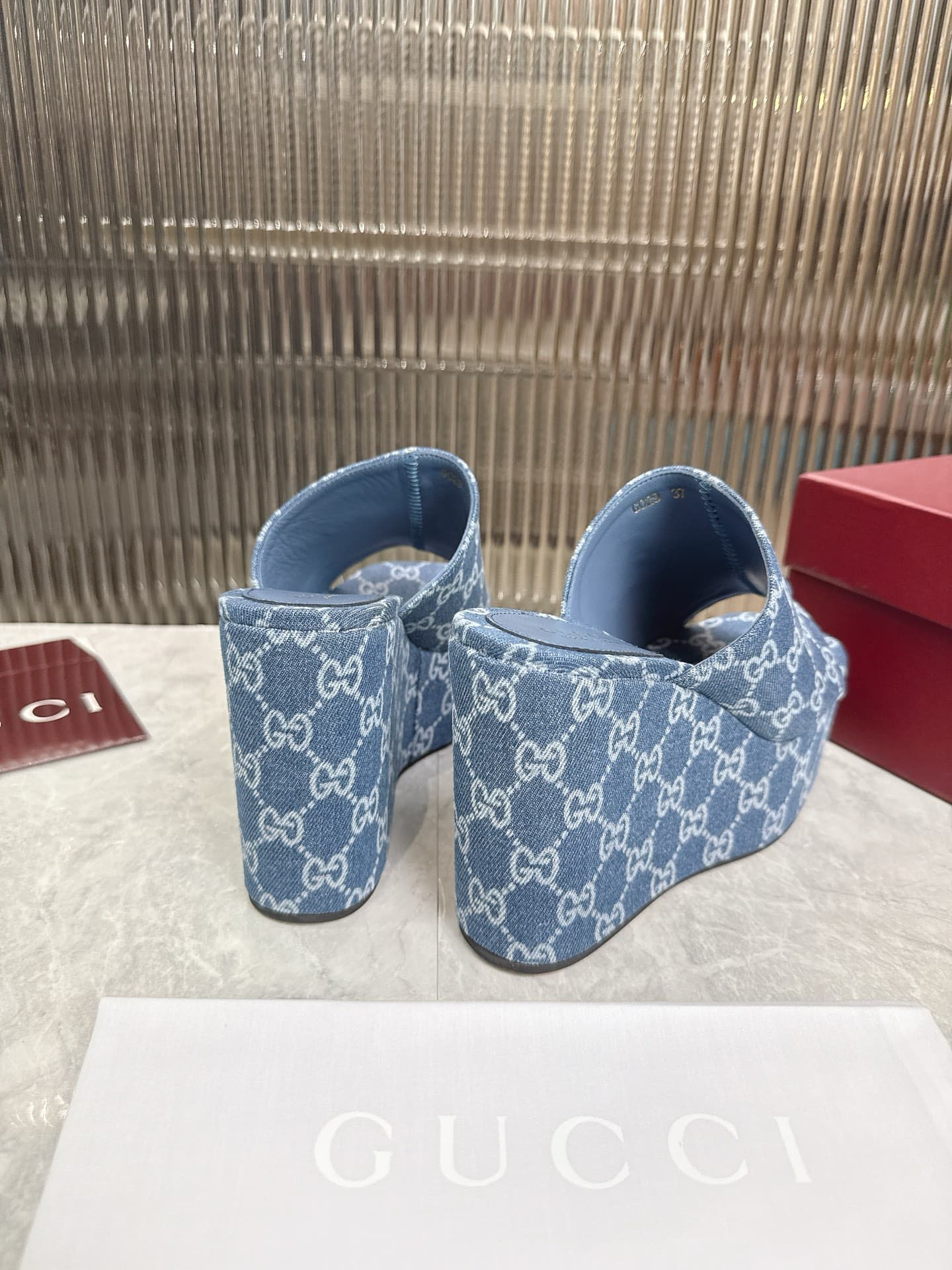 D7103 👑💰 Women’s cool slippers with horsebit-shaped wedge-like heels. — image 8
