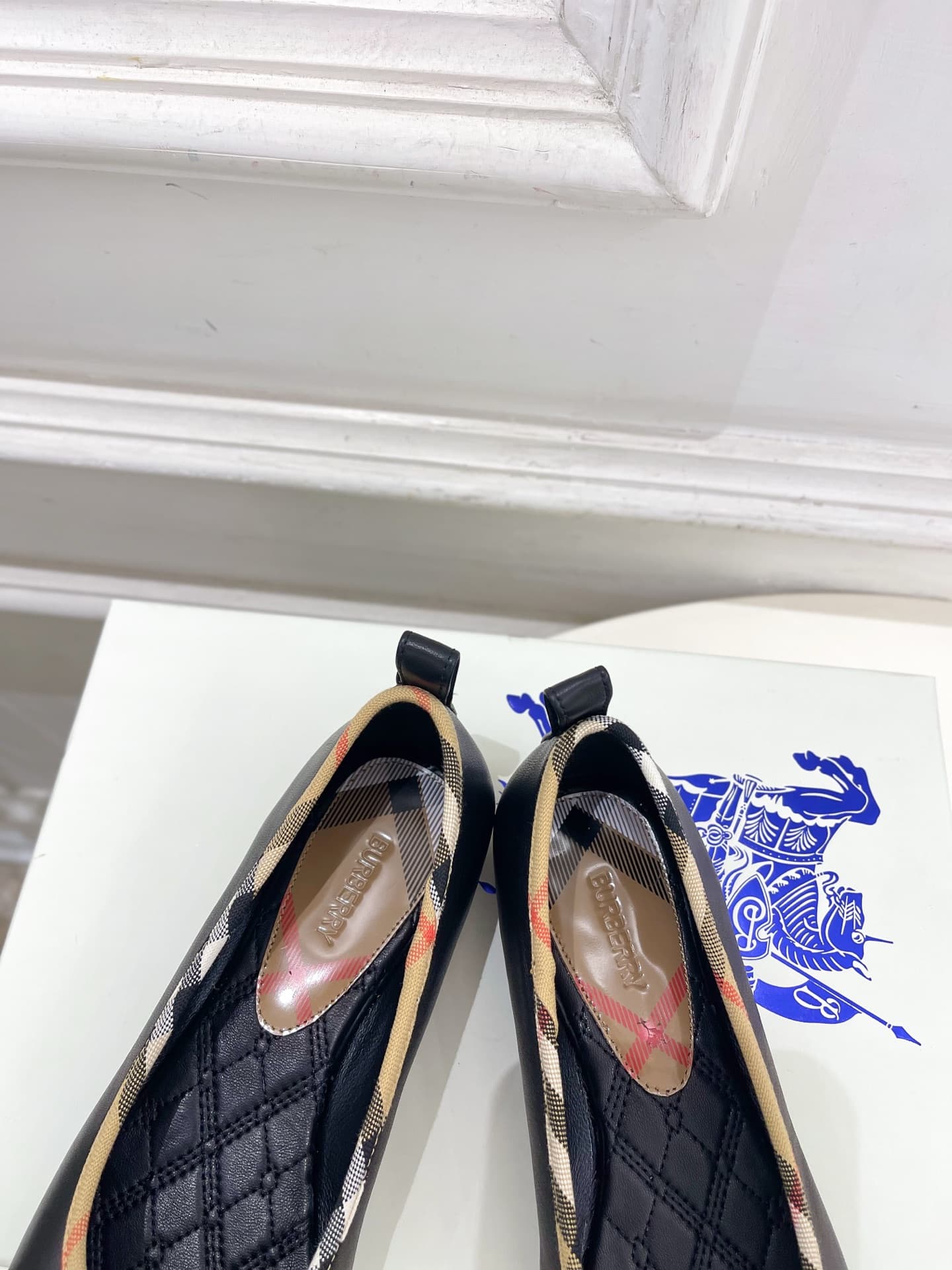 D3200 Burberry 2026 New Vintage/Retro Check Ballet Shoes — image 8