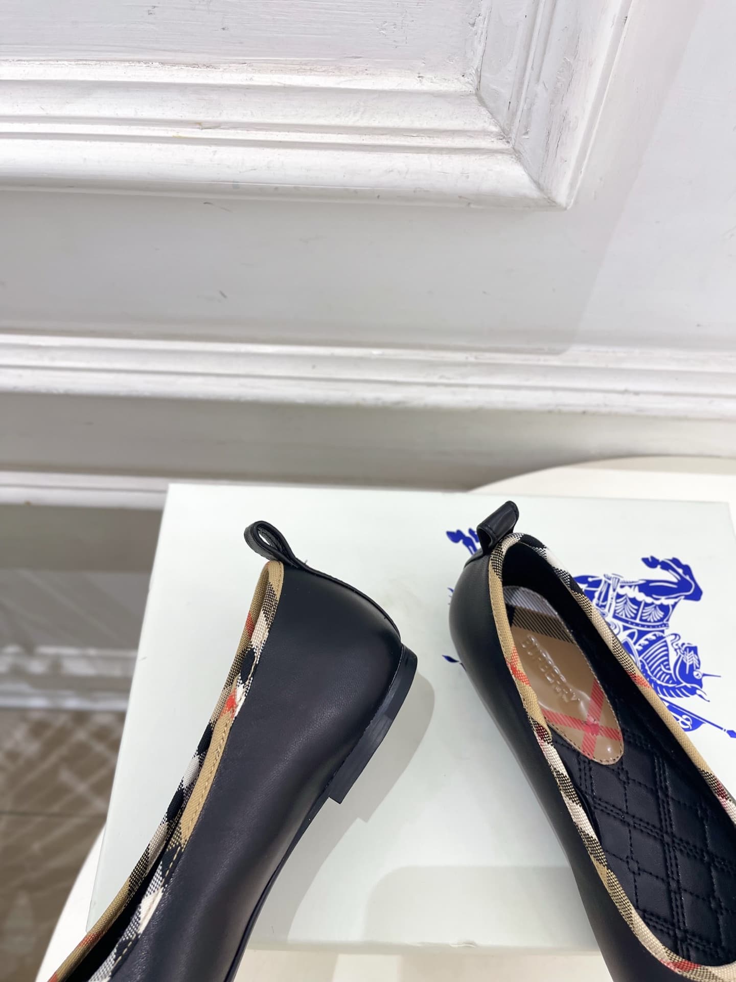D3200 Burberry 2026 New Vintage/Retro Check Ballet Shoes — image 6