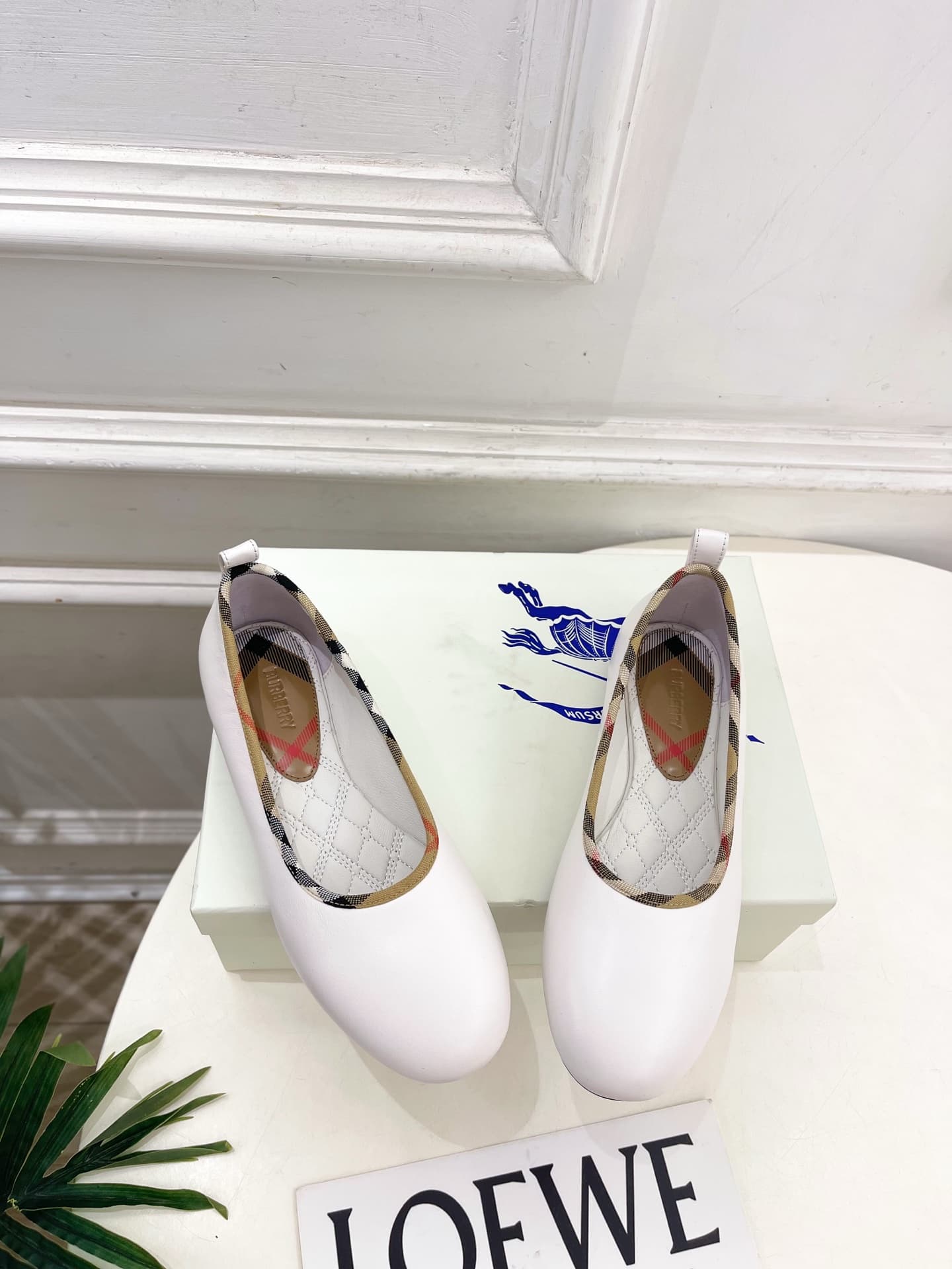 D3199 Burberry 2026 new vintage/retro check flat ballet shoes — image 4