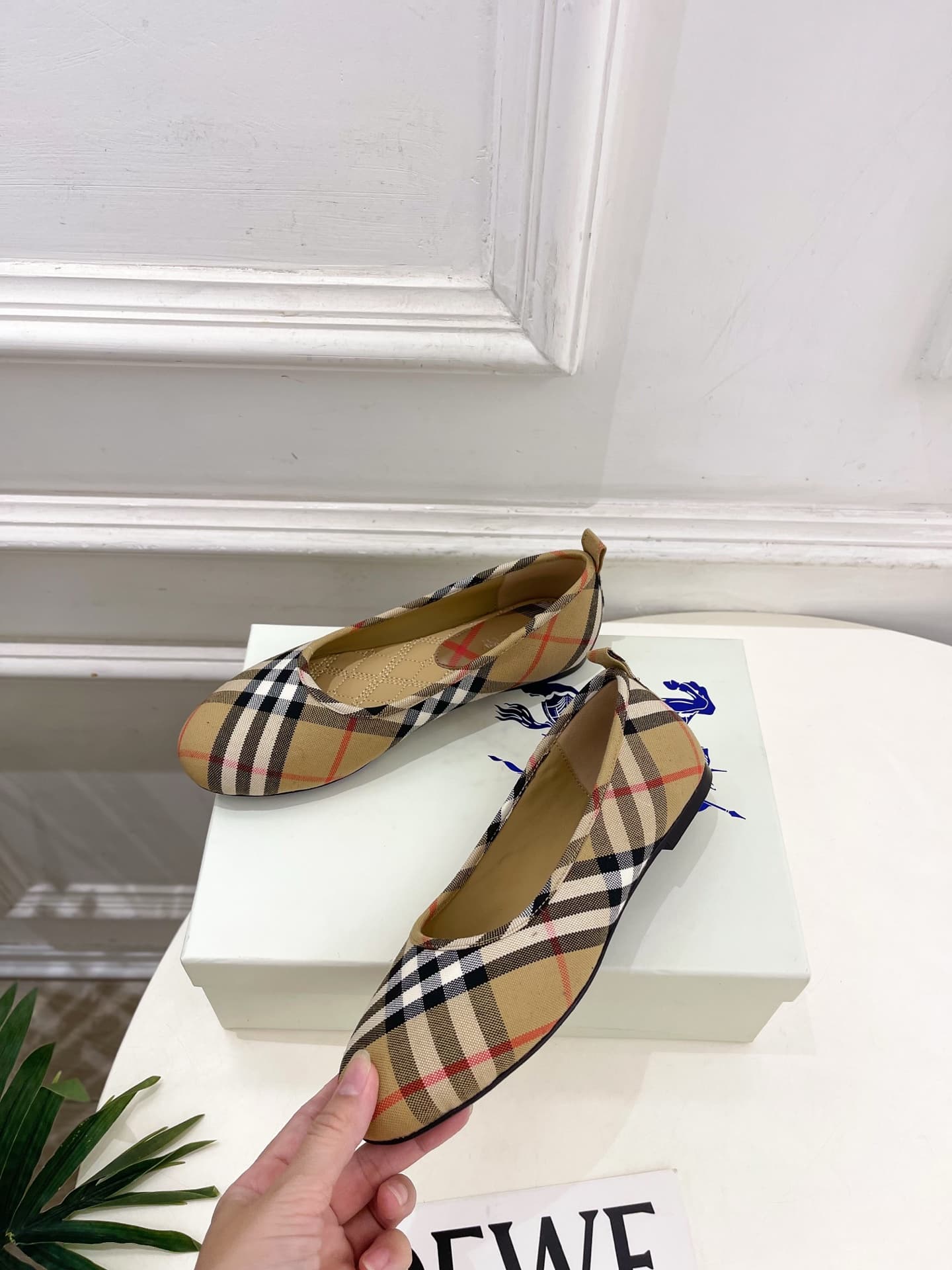 D3198 Burberry 2026 new vintage/retro plaid ballet shoes — image 3