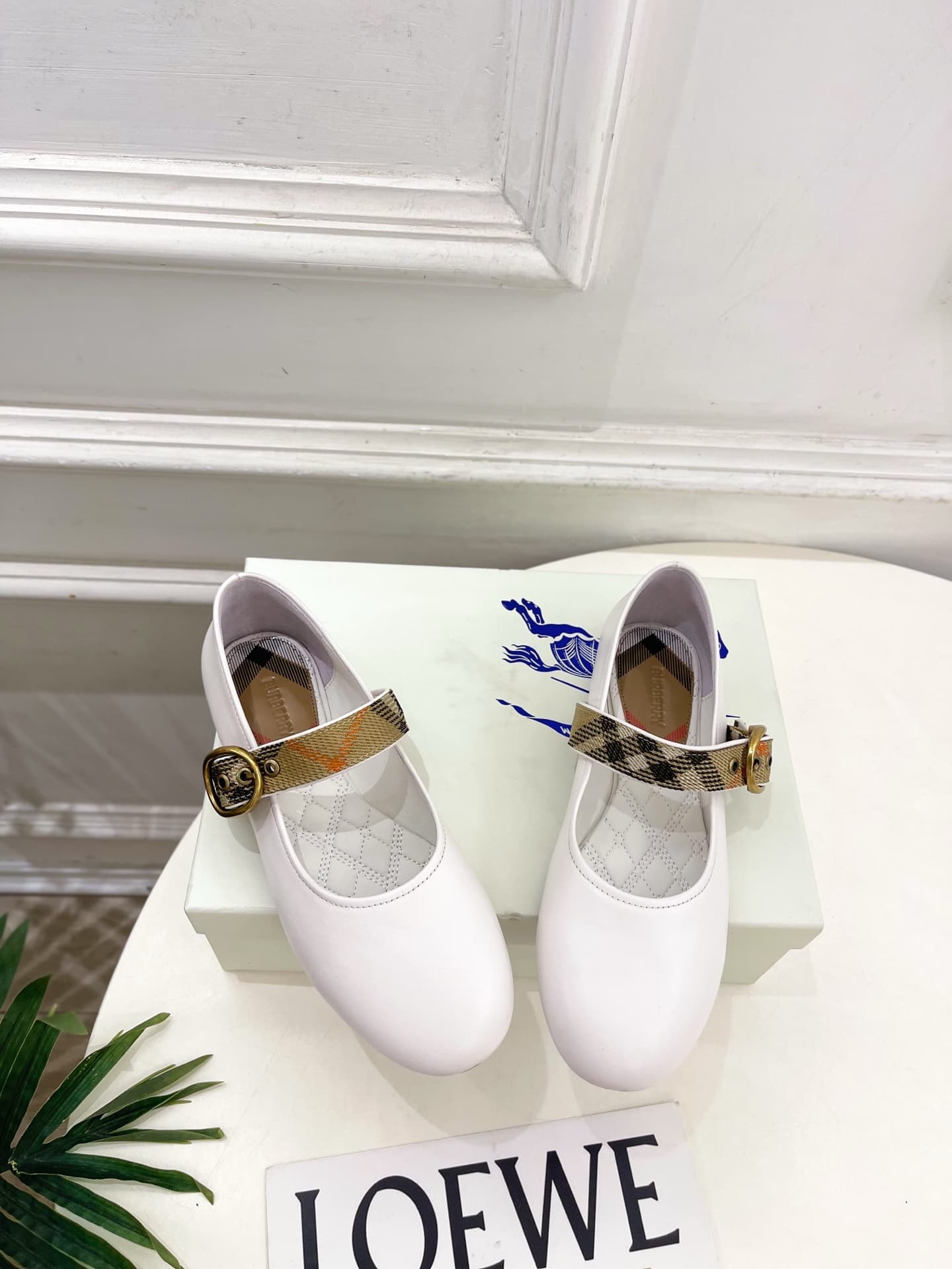 D3196 Burberry 2026 New Collection – Classic plaid Mary Jane flat shoes — image 5
