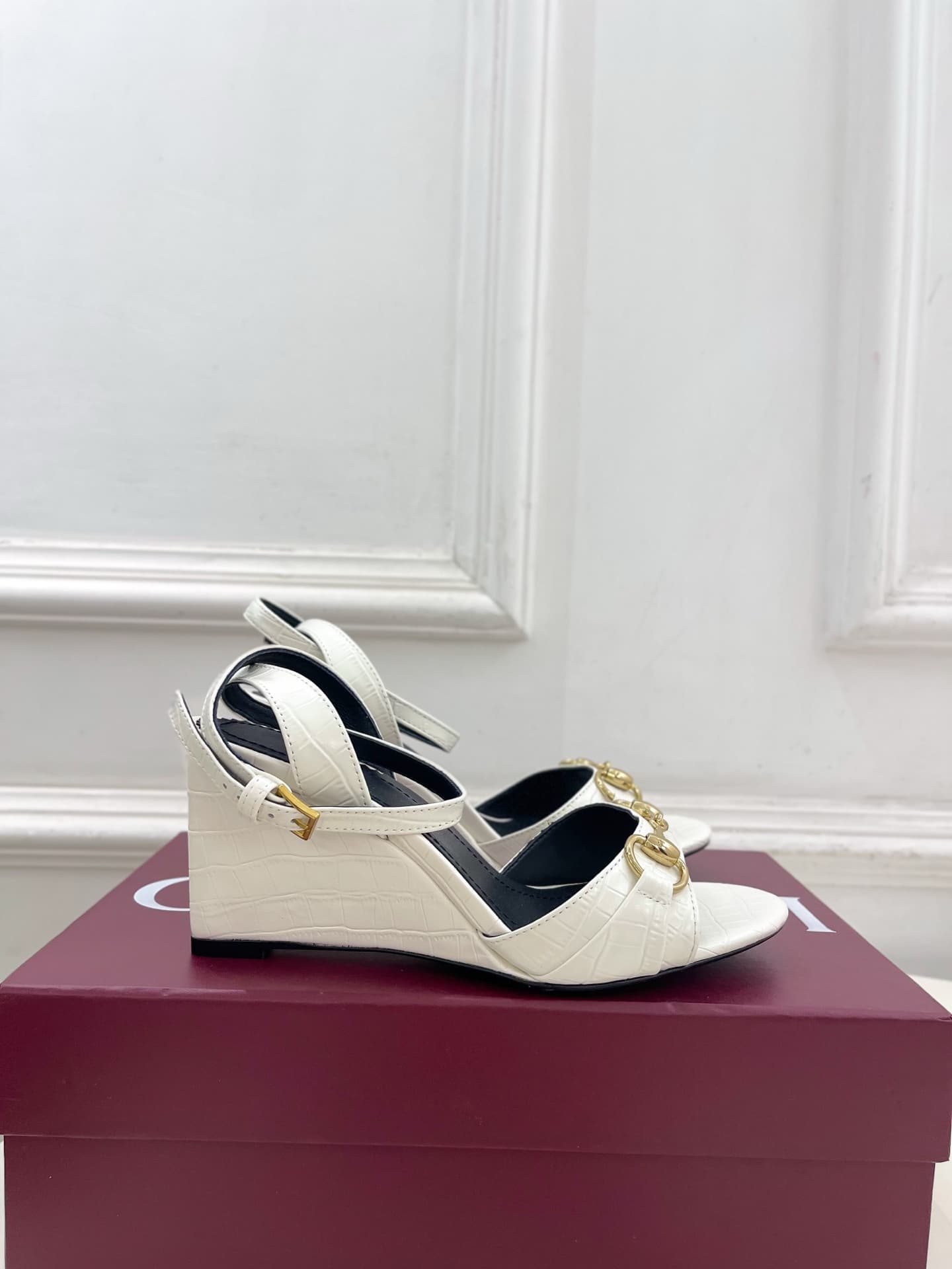 D6992 Gucci | Gucci 26𝐬𝐬 — image 2
