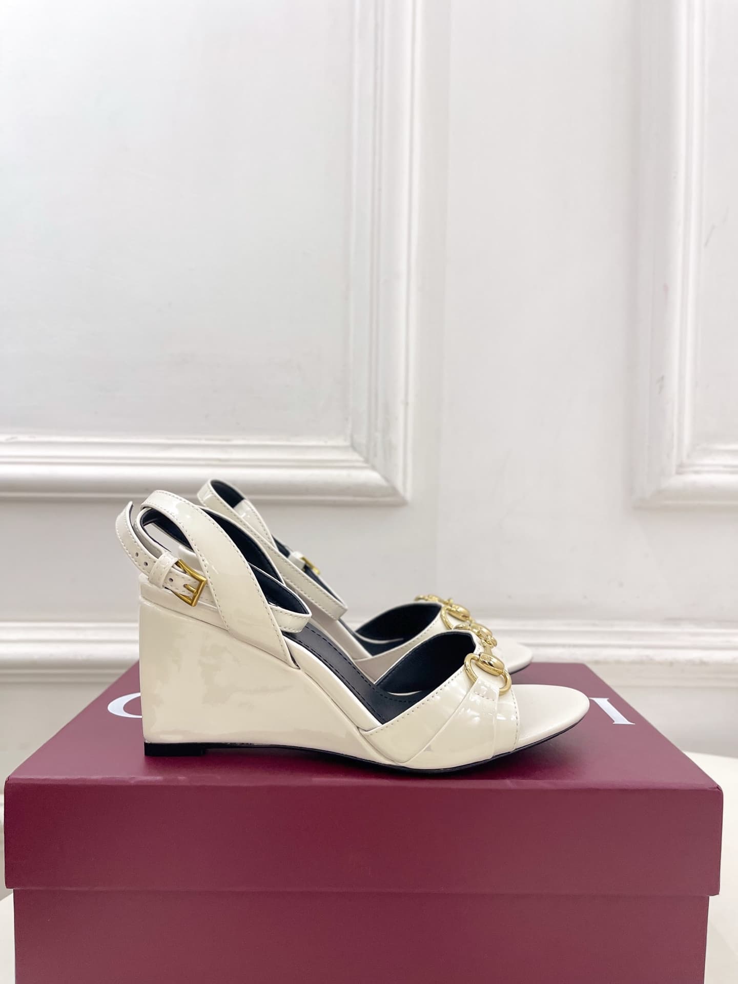D6989 Gucci | Gucci 26𝐬𝐬 — image 2