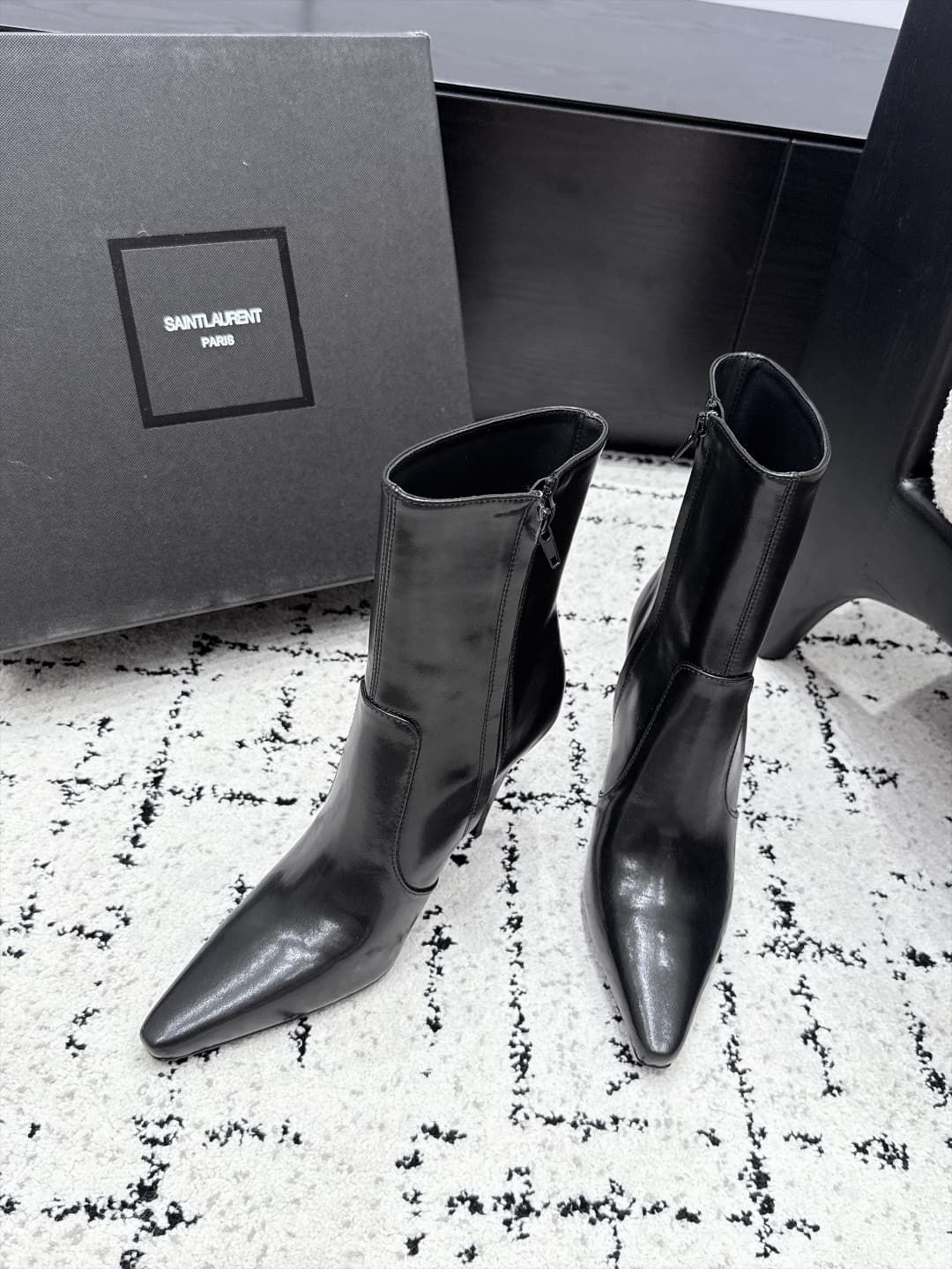 D12200 SAINT LAURENT Saint Laurent 26/ Autumn/Winter pointed toe, thin heel high heels boots — image 4