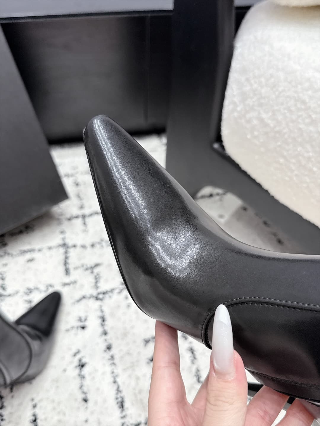 D12200 SAINT LAURENT Saint Laurent 26/ Autumn/Winter pointed toe, thin heel high heels boots — image 6